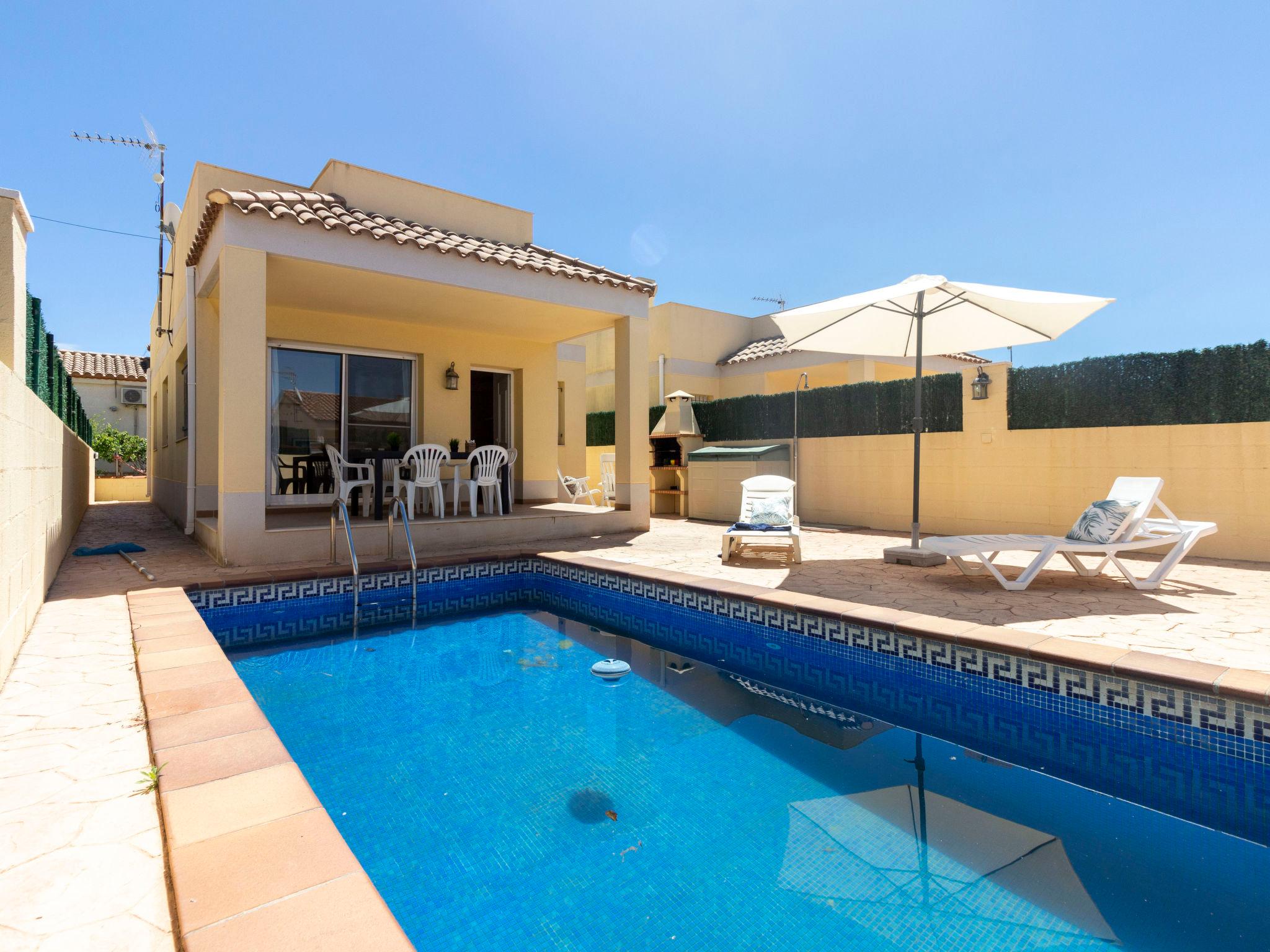 Foto 1 - Casa de 3 quartos em Deltebre com piscina privada e vistas do mar