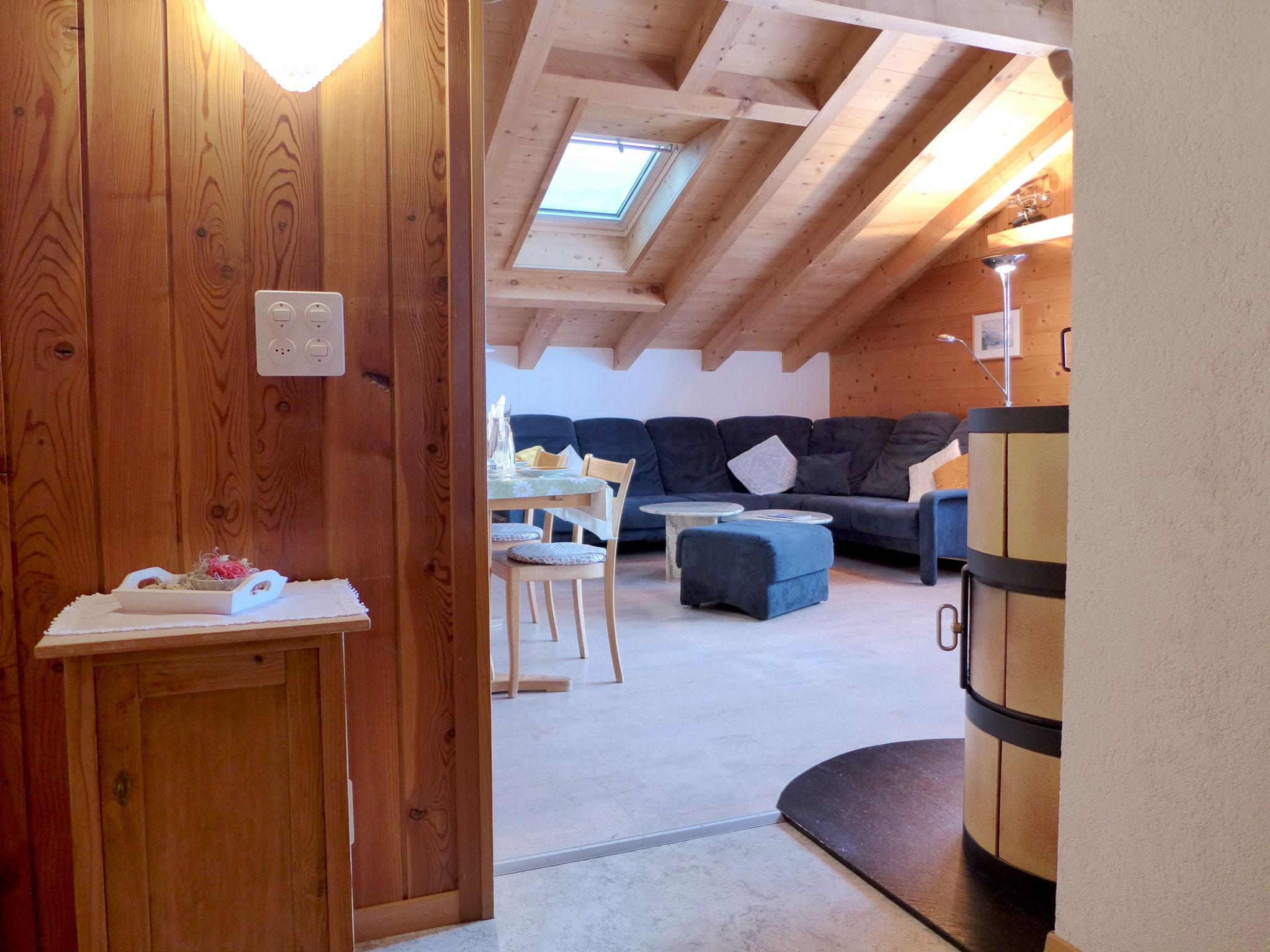 Foto 10 - Apartamento de 2 quartos em Schwanden bei Brienz com jardim