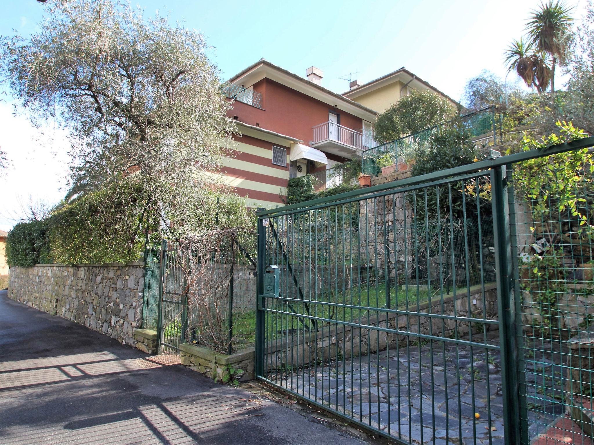 Foto 22 - Apartamento de 2 quartos em Rapallo com jardim e terraço