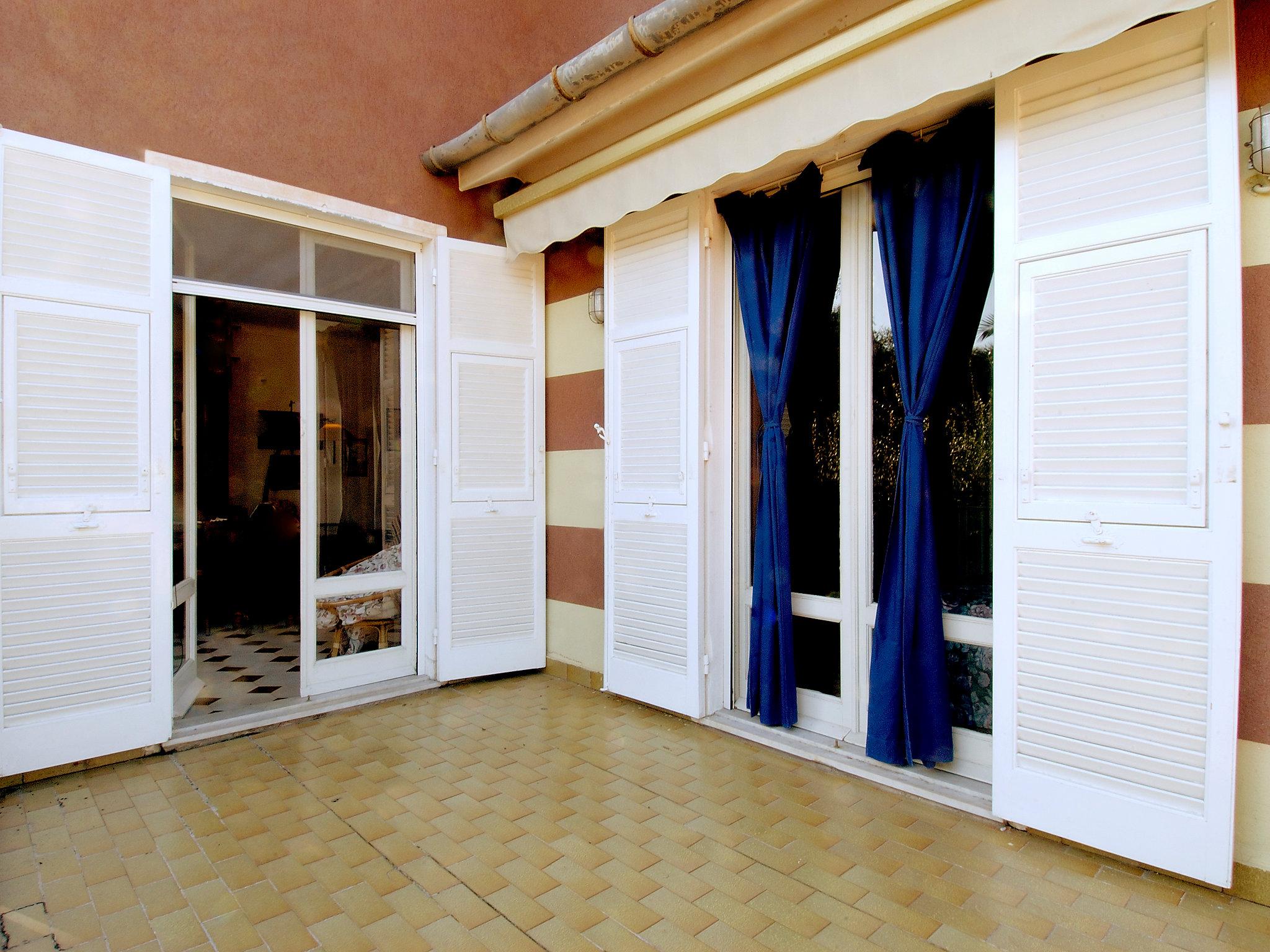 Foto 17 - Apartamento de 2 quartos em Rapallo com jardim e terraço