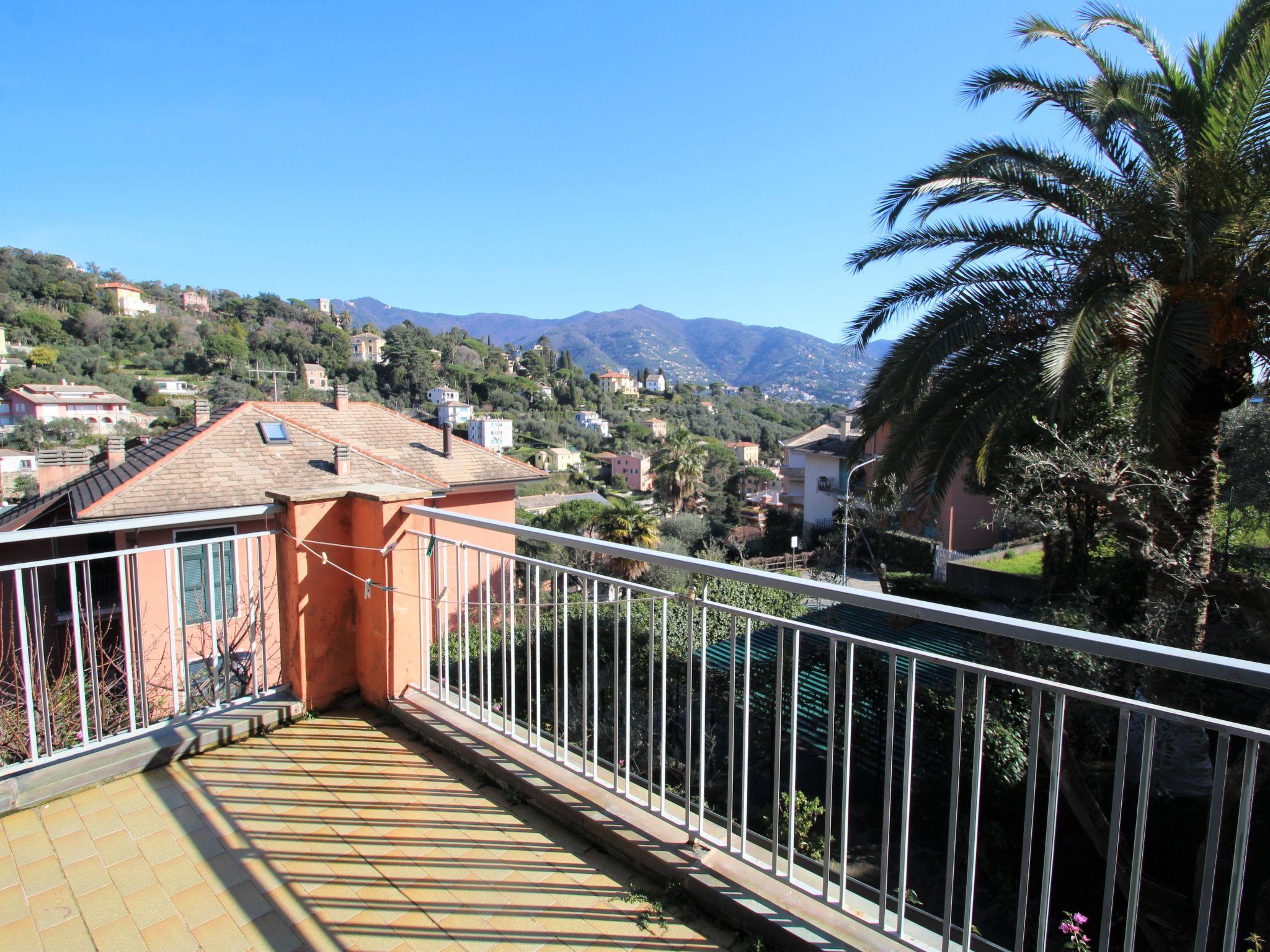 Photo 3 - Appartement de 2 chambres à Rapallo avec terrasse et vues à la mer
