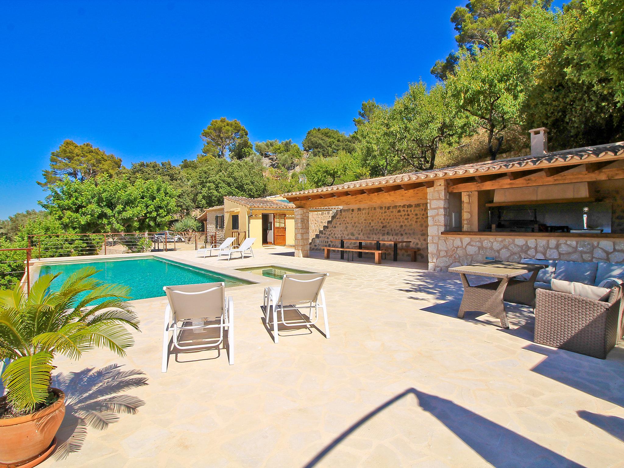 Photo 3 - Maison de 2 chambres à Selva avec piscine privée et jardin