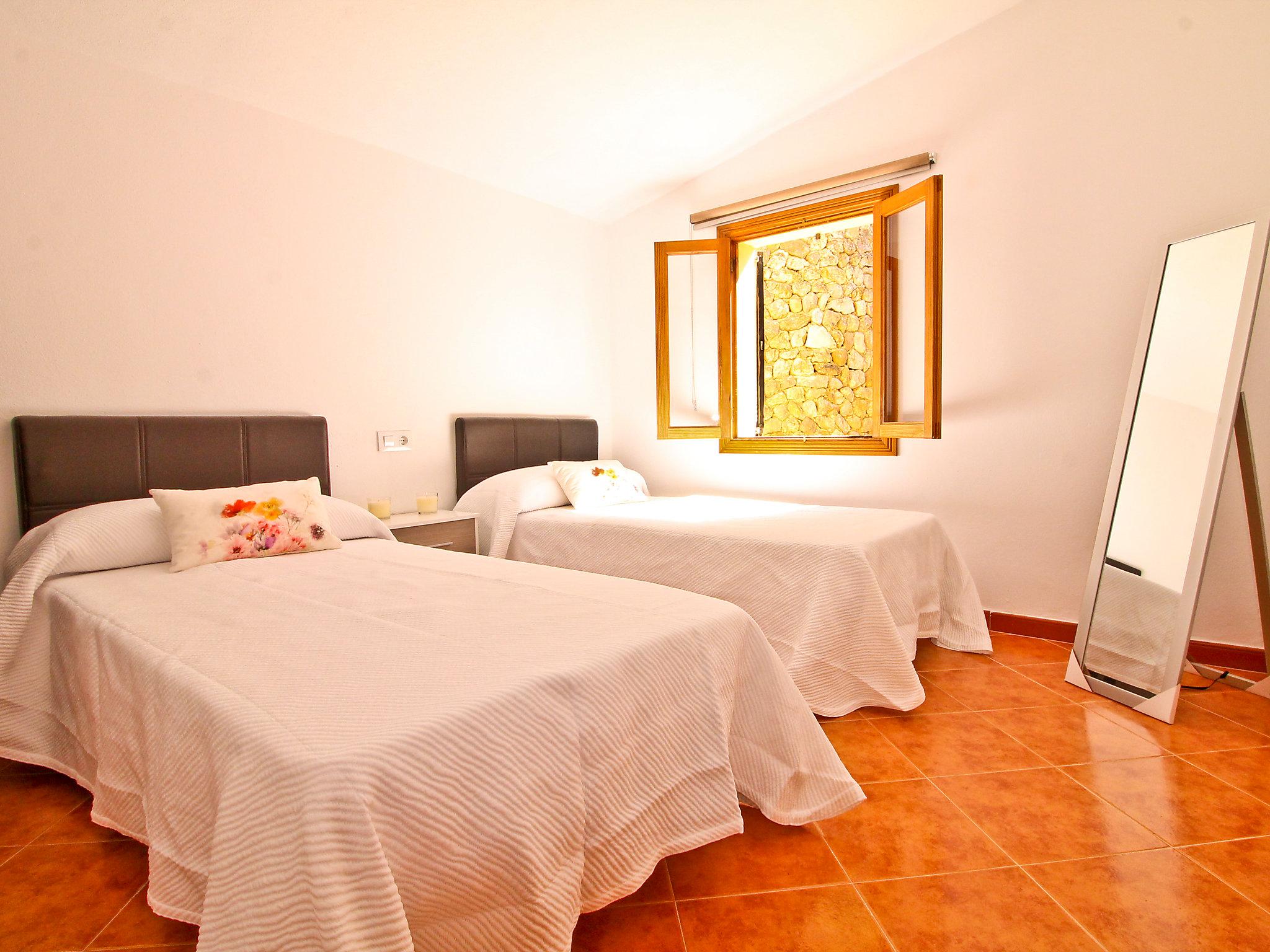 Photo 9 - 2 bedroom House in Selva with private pool and garden