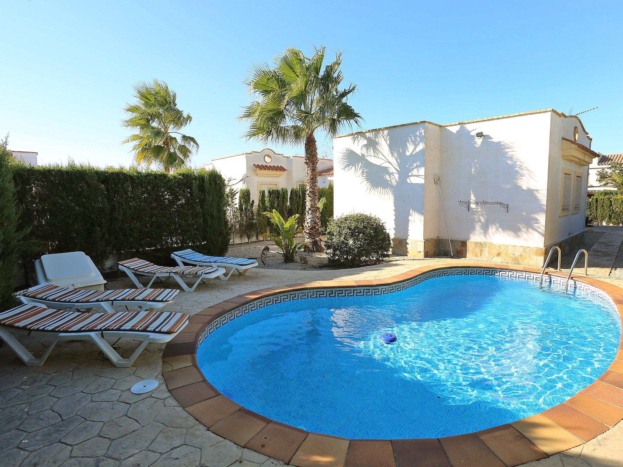 Foto 1 - Casa de 3 quartos em Deltebre com piscina privada e vistas do mar