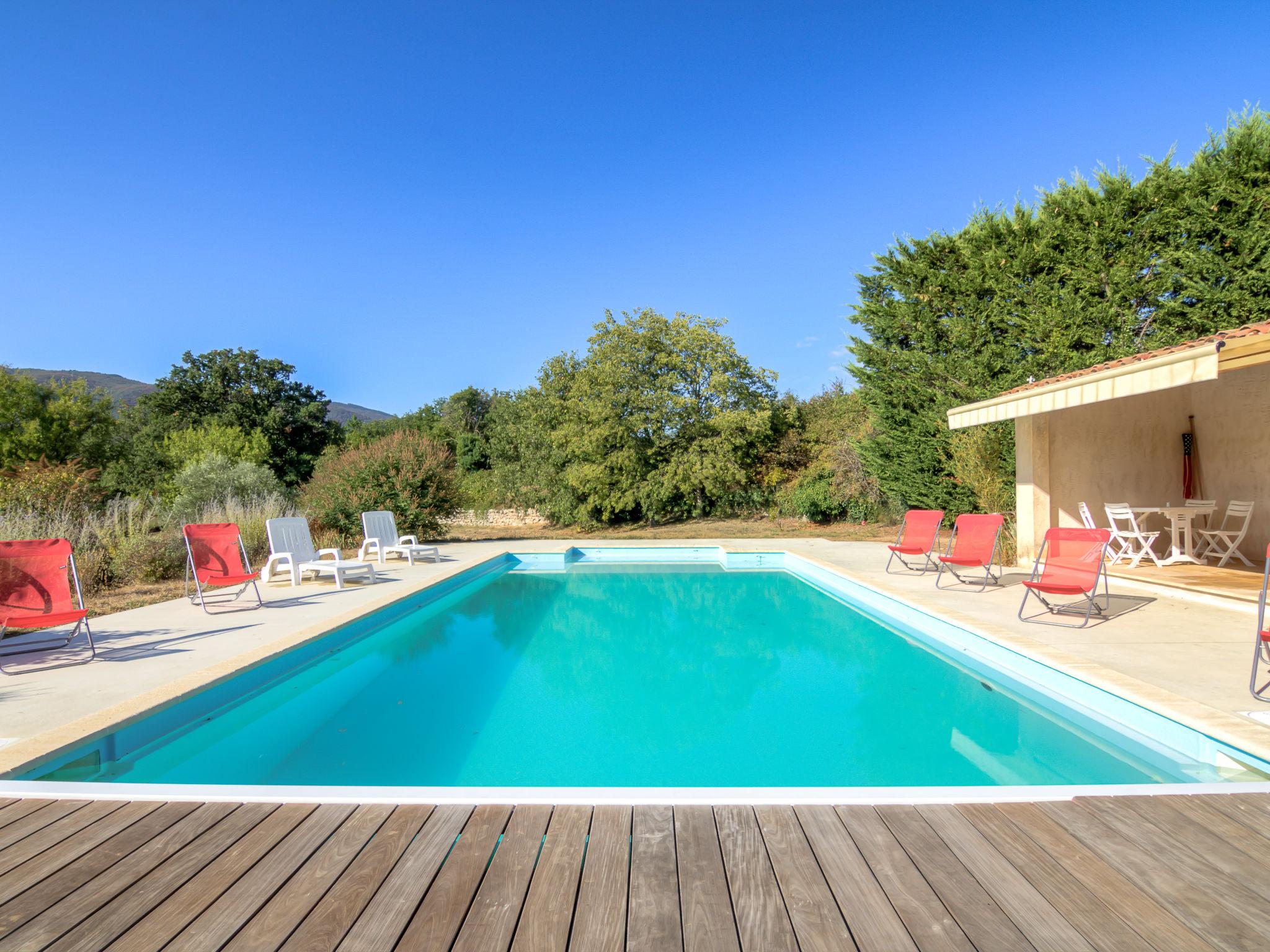 Photo 23 - 3 bedroom House in Saint-Martin-de-Castillon with private pool and terrace