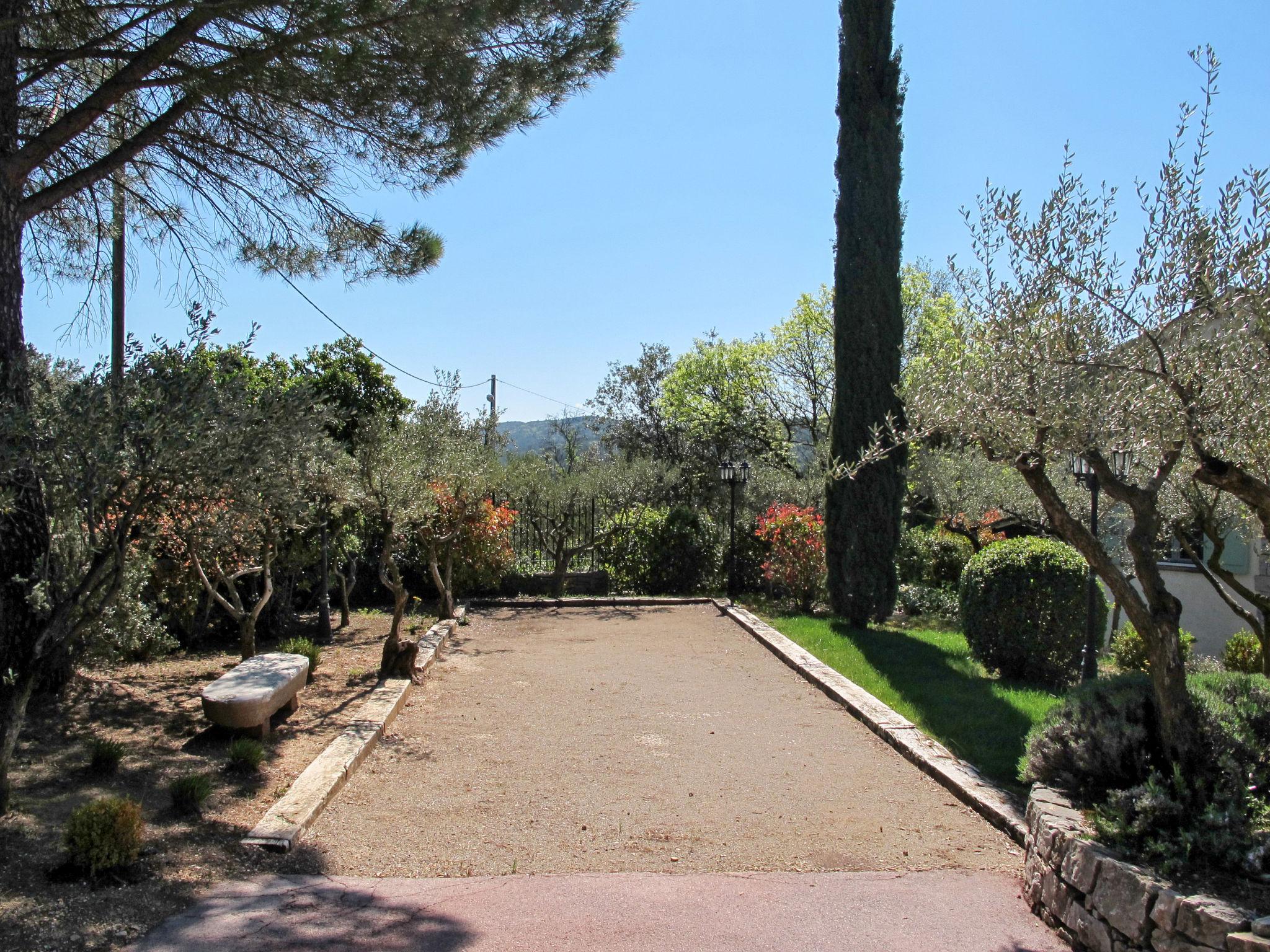 Photo 9 - Maison de 3 chambres à Carcès avec piscine privée et jardin