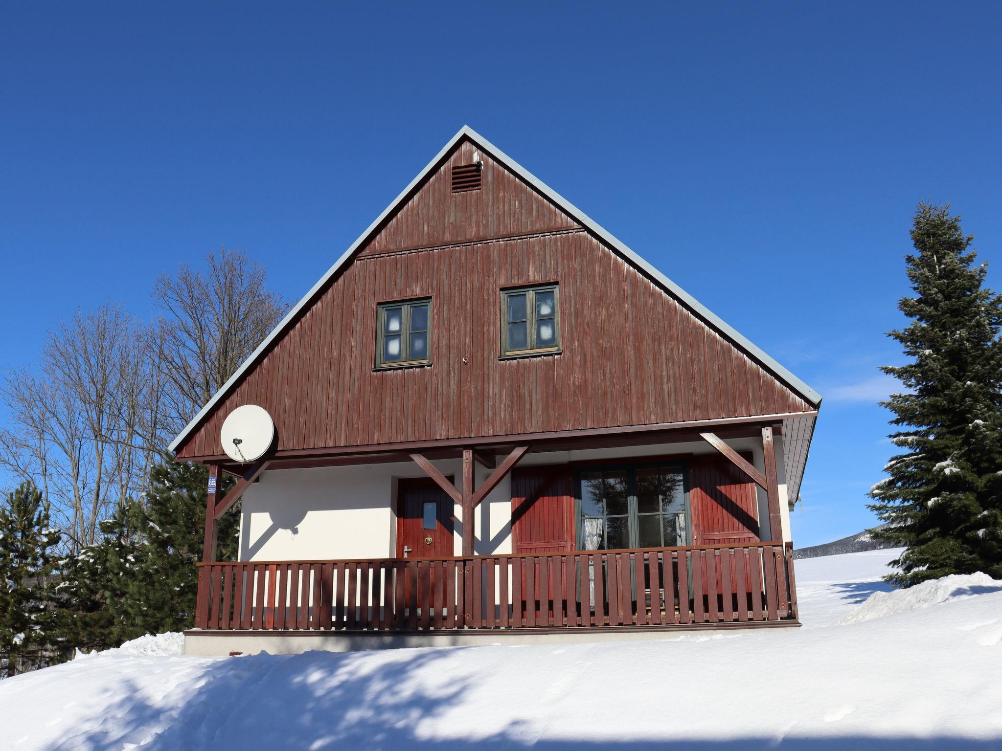 Photo 37 - Maison de 3 chambres à Černý Důl avec piscine et vues sur la montagne