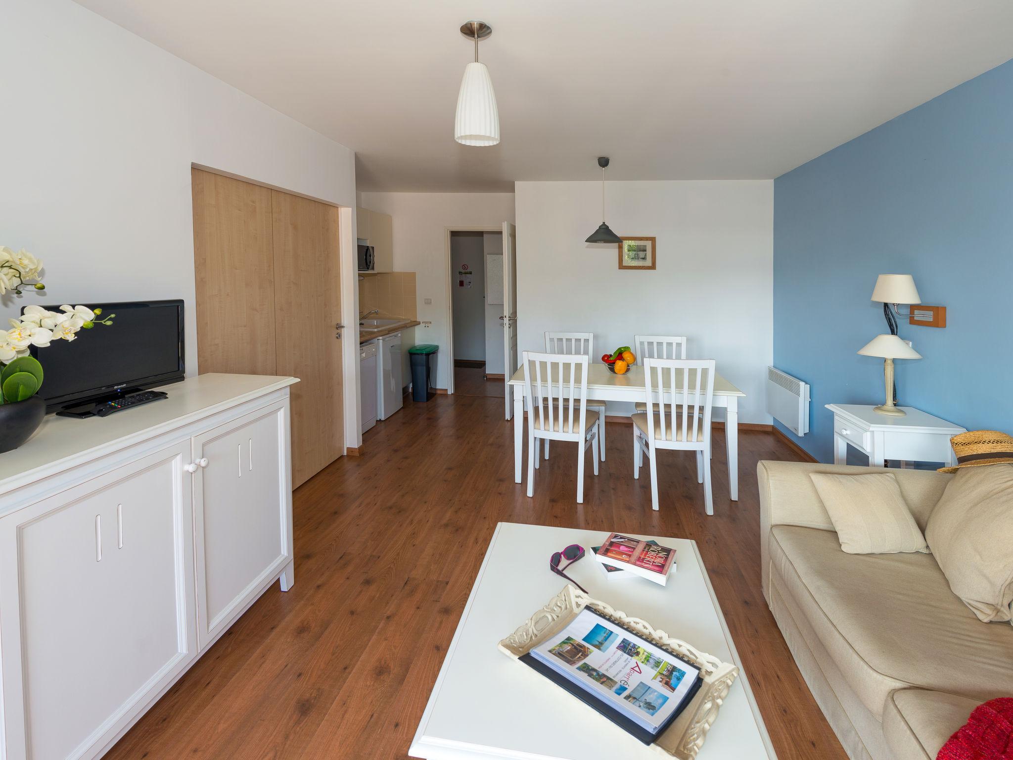 Foto 6 - Apartment mit 3 Schlafzimmern in Parentis-en-Born mit schwimmbad und terrasse