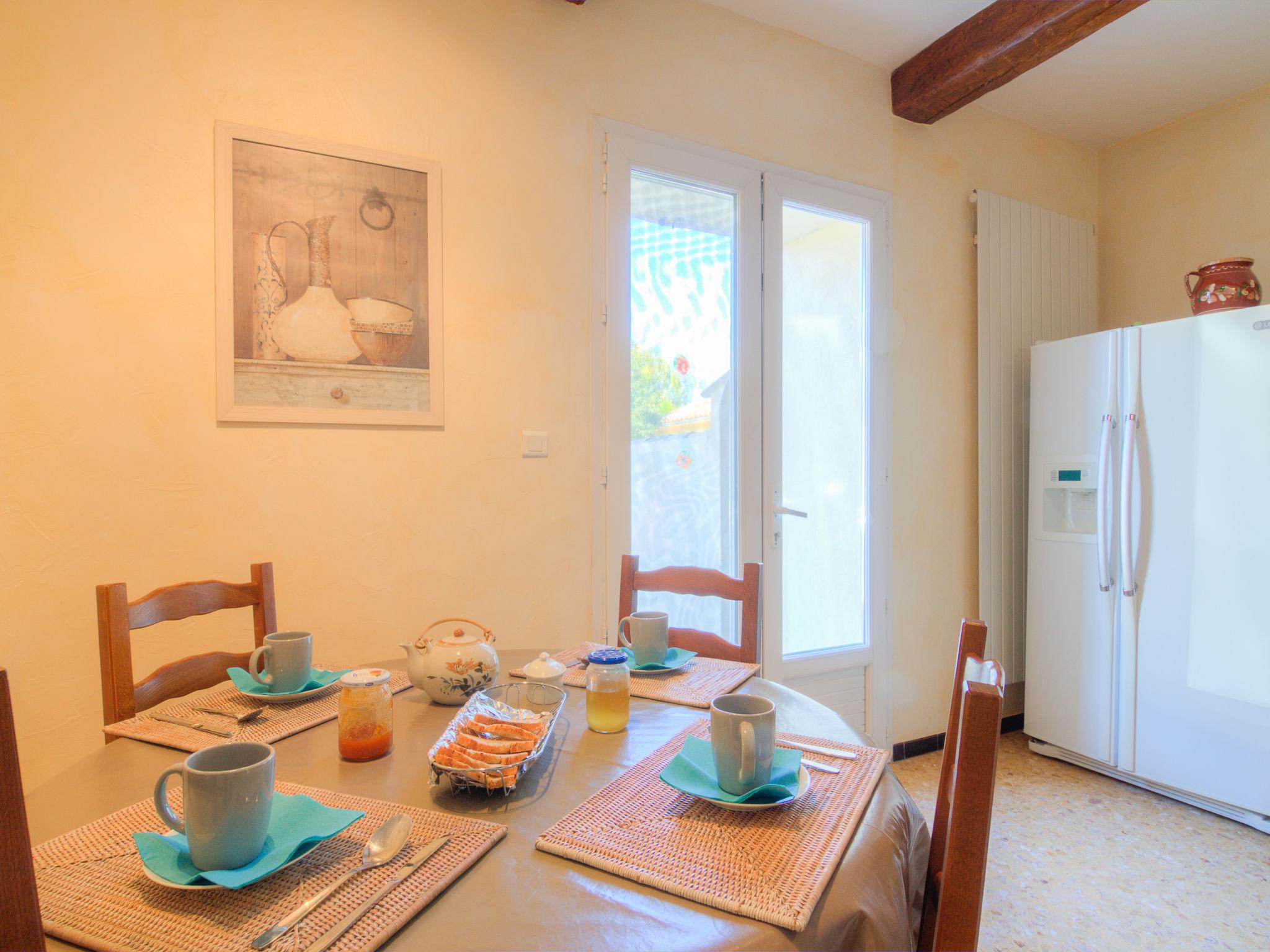 Photo 11 - 3 bedroom House in Althen-des-Paluds with private pool and garden