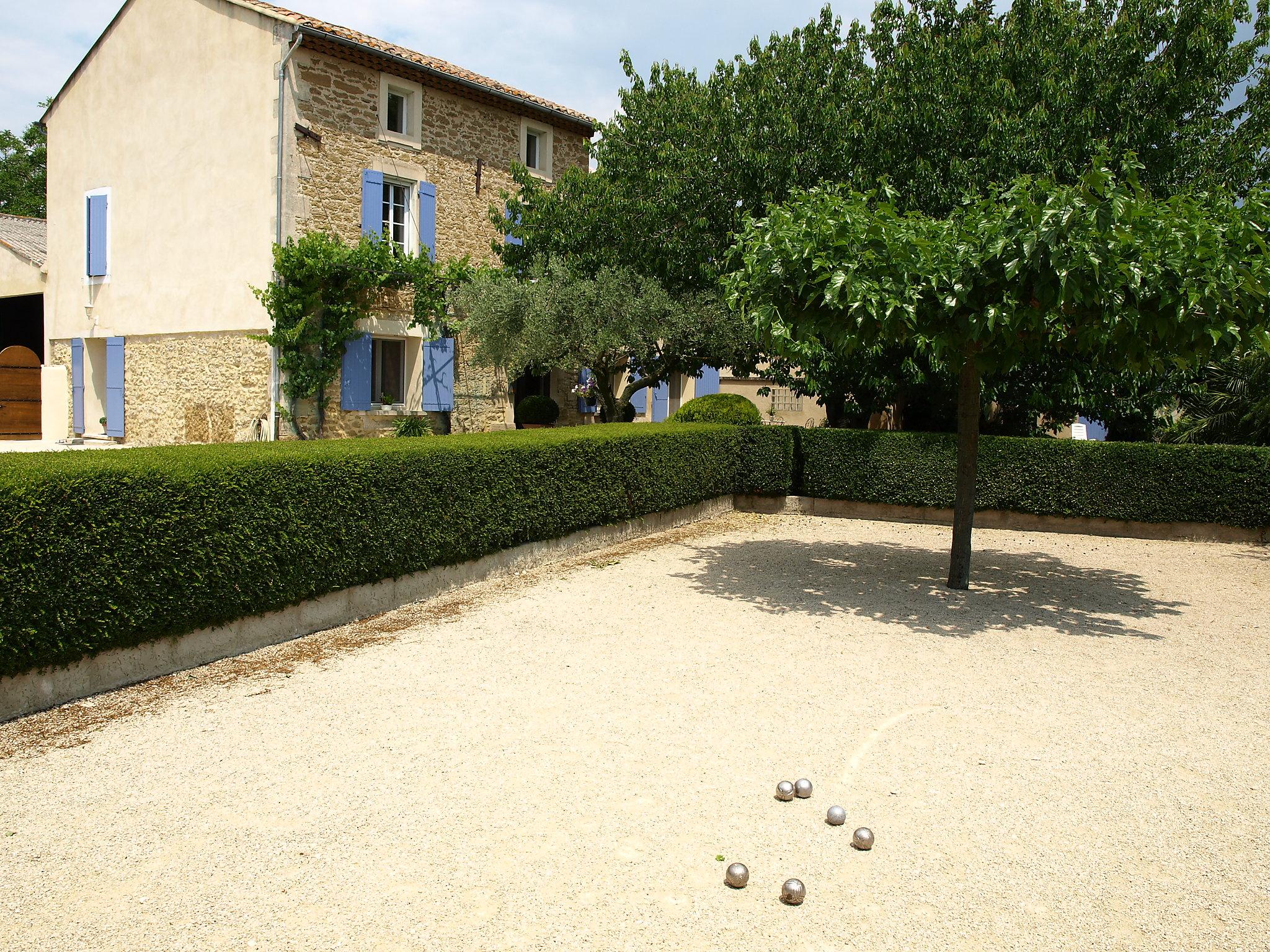 Foto 29 - Casa con 3 camere da letto a Althen-des-Paluds con piscina privata e giardino