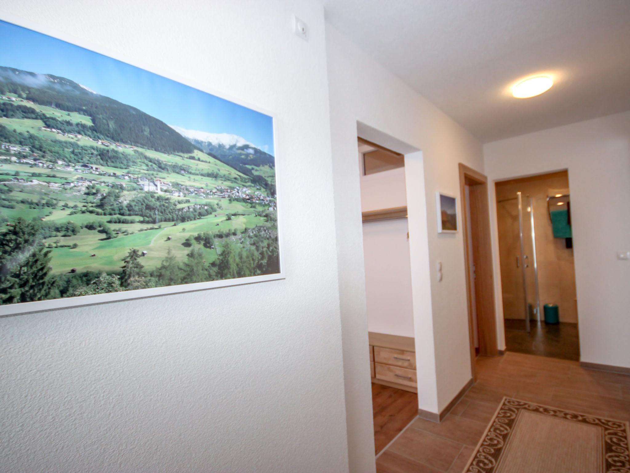 Photo 12 - Appartement de 2 chambres à Fließ avec jardin et vues sur la montagne