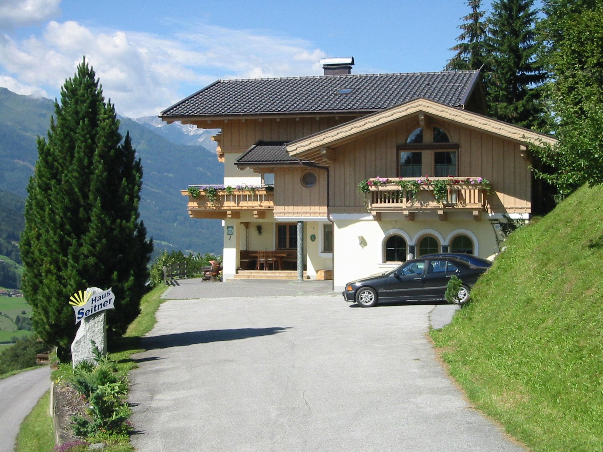 Foto 35 - Casa con 6 camere da letto a Bramberg am Wildkogel con sauna e vista sulle montagne