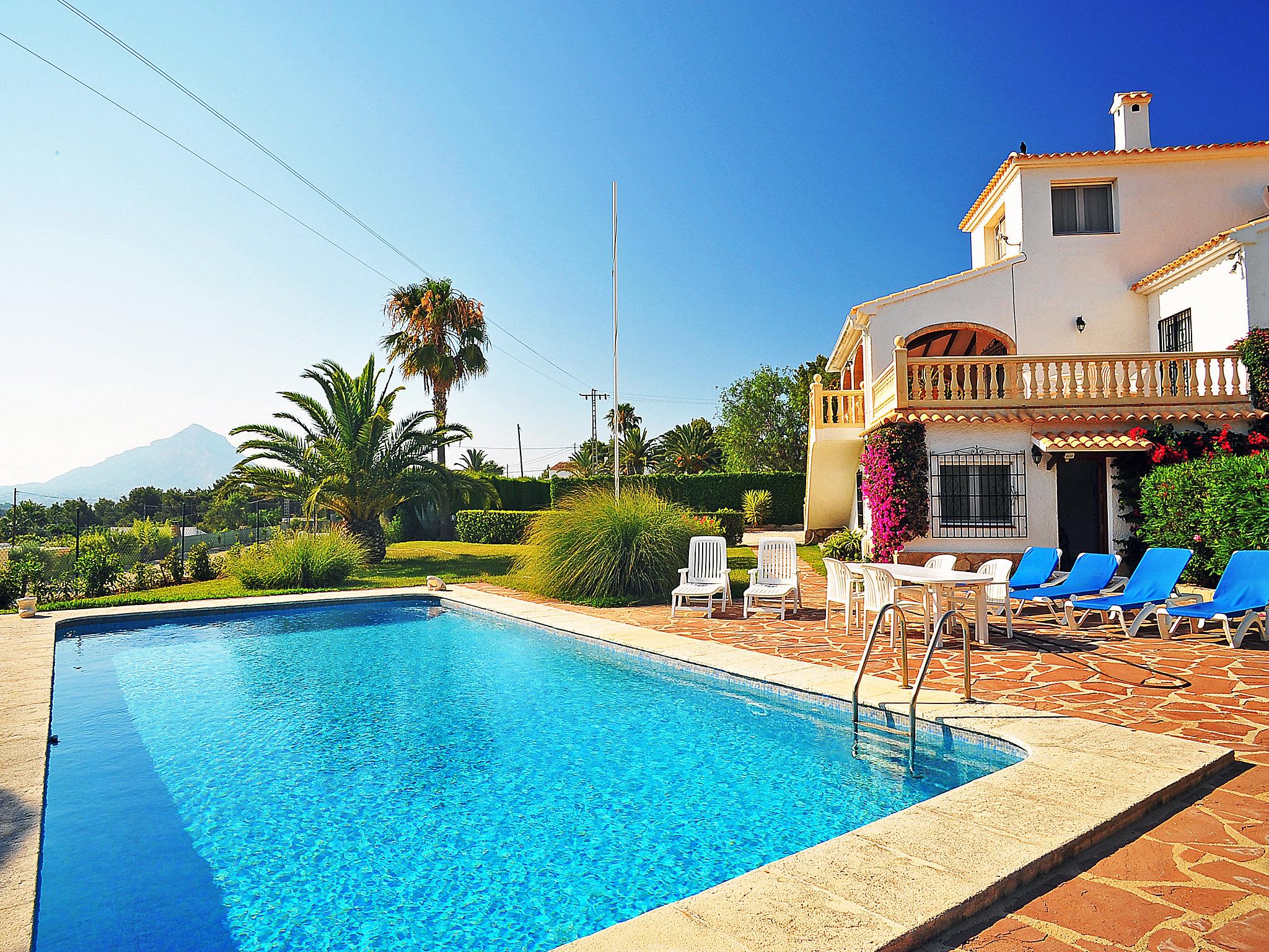 Photo 2 - Maison de 4 chambres à Jávea avec piscine privée et jardin