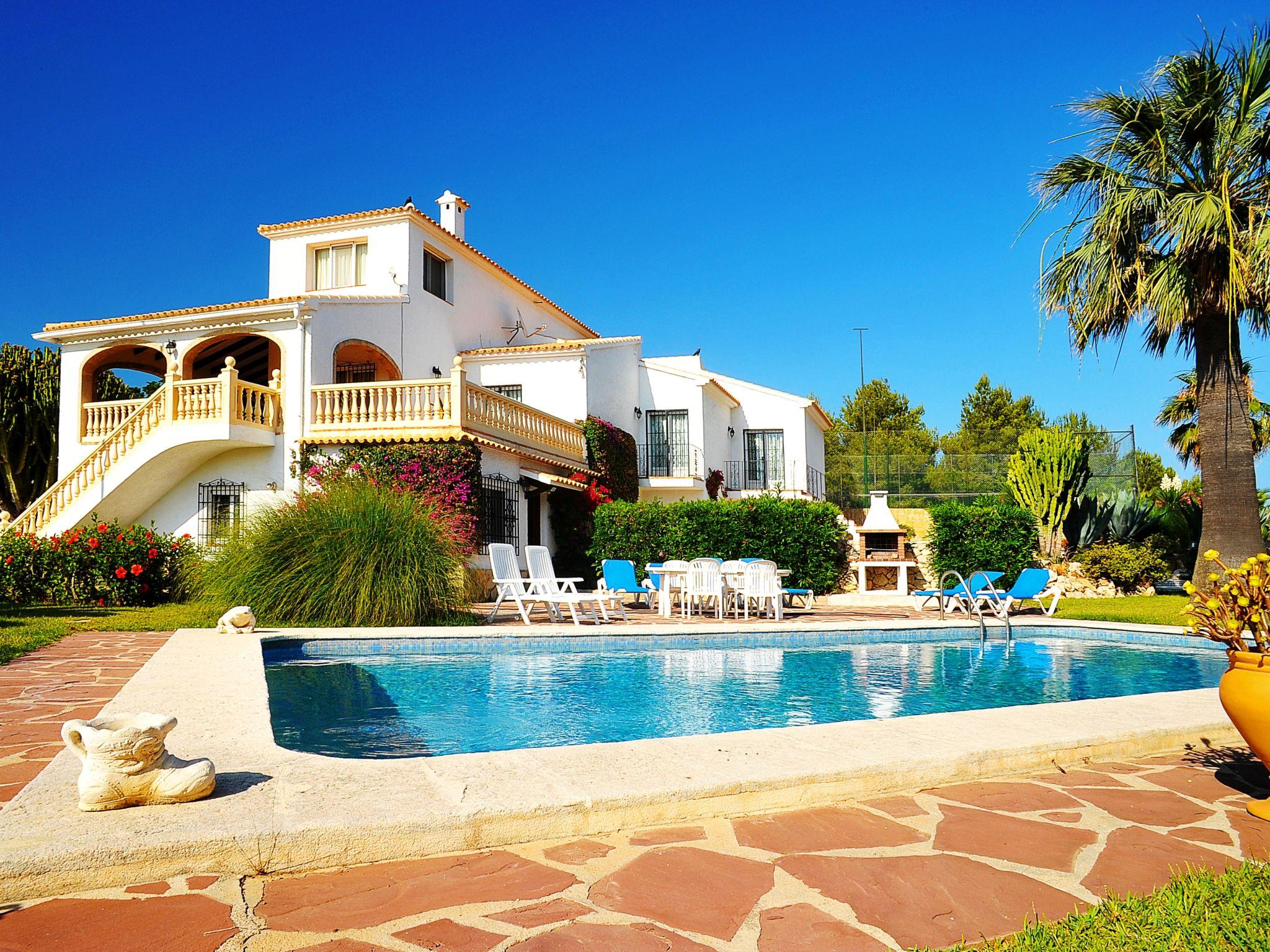 Foto 1 - Casa con 4 camere da letto a Jávea con piscina privata e vista mare