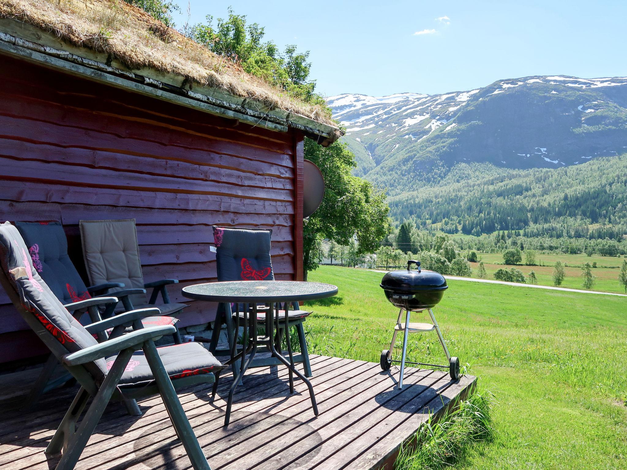 Photo 7 - Maison de 1 chambre à Sande i Sunnfjord avec jardin et terrasse