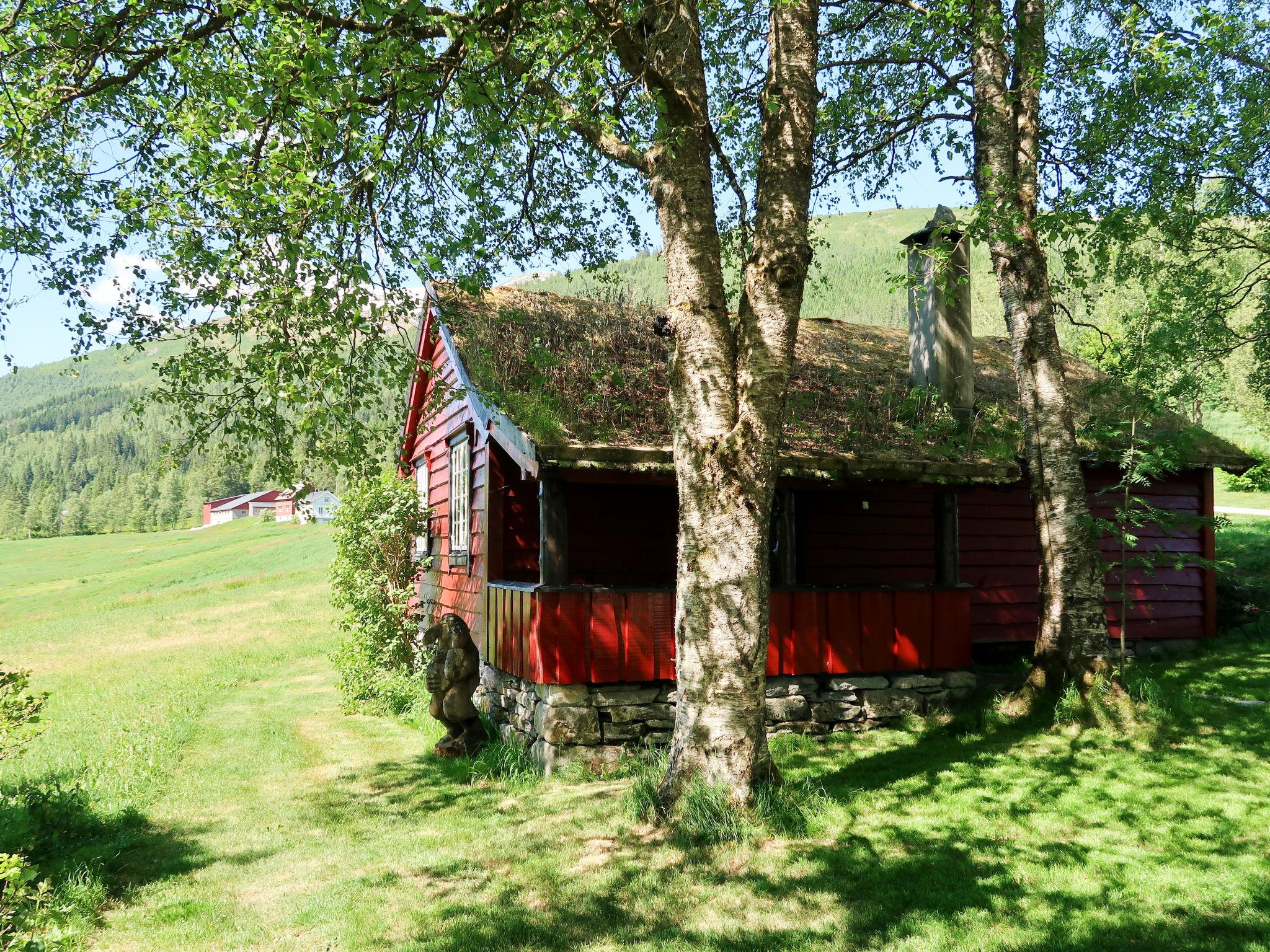 Foto 18 - Haus mit 1 Schlafzimmer in Sande i Sunnfjord mit garten und terrasse