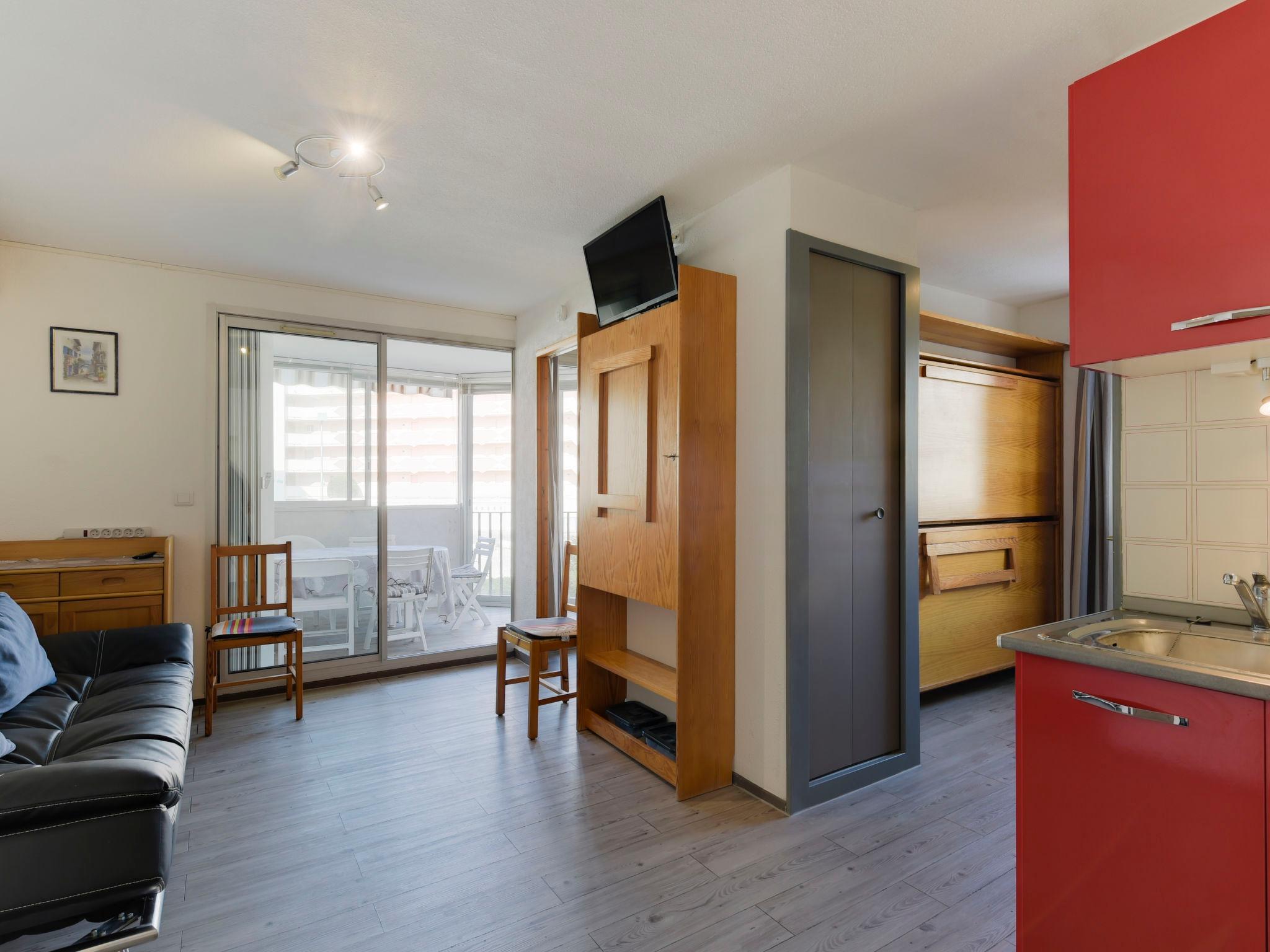 Photo 1 - Appartement de 2 chambres à Le Grau-du-Roi avec vues à la mer