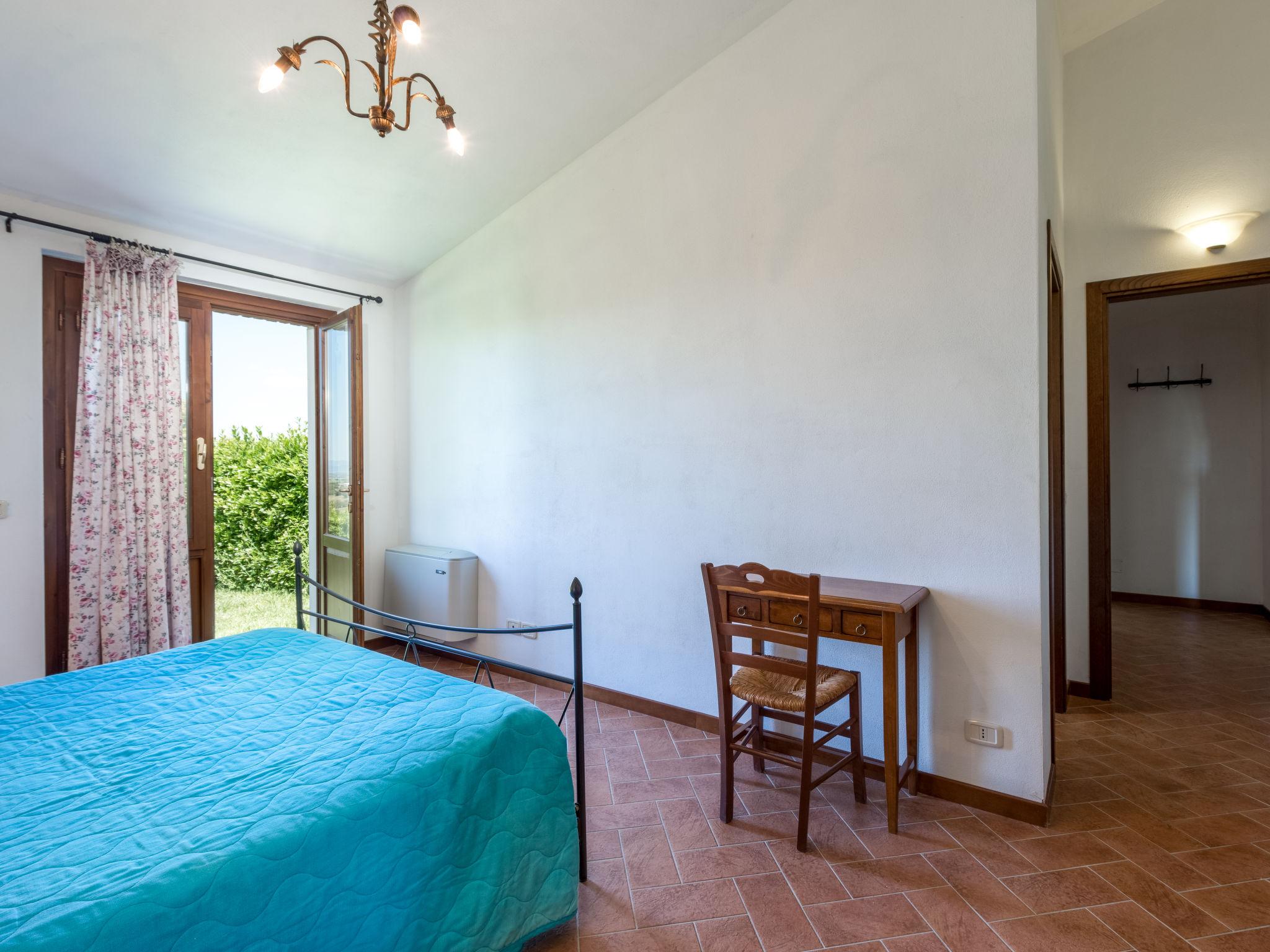 Photo 17 - 4 bedroom Apartment in Scansano with swimming pool and garden