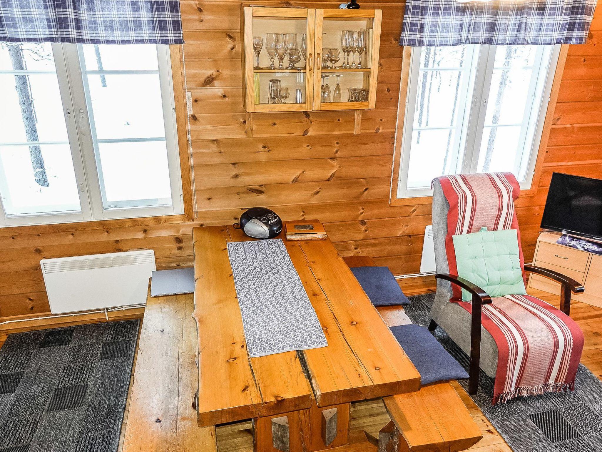 Foto 14 - Casa de 1 habitación en Inari con sauna y vistas a la montaña