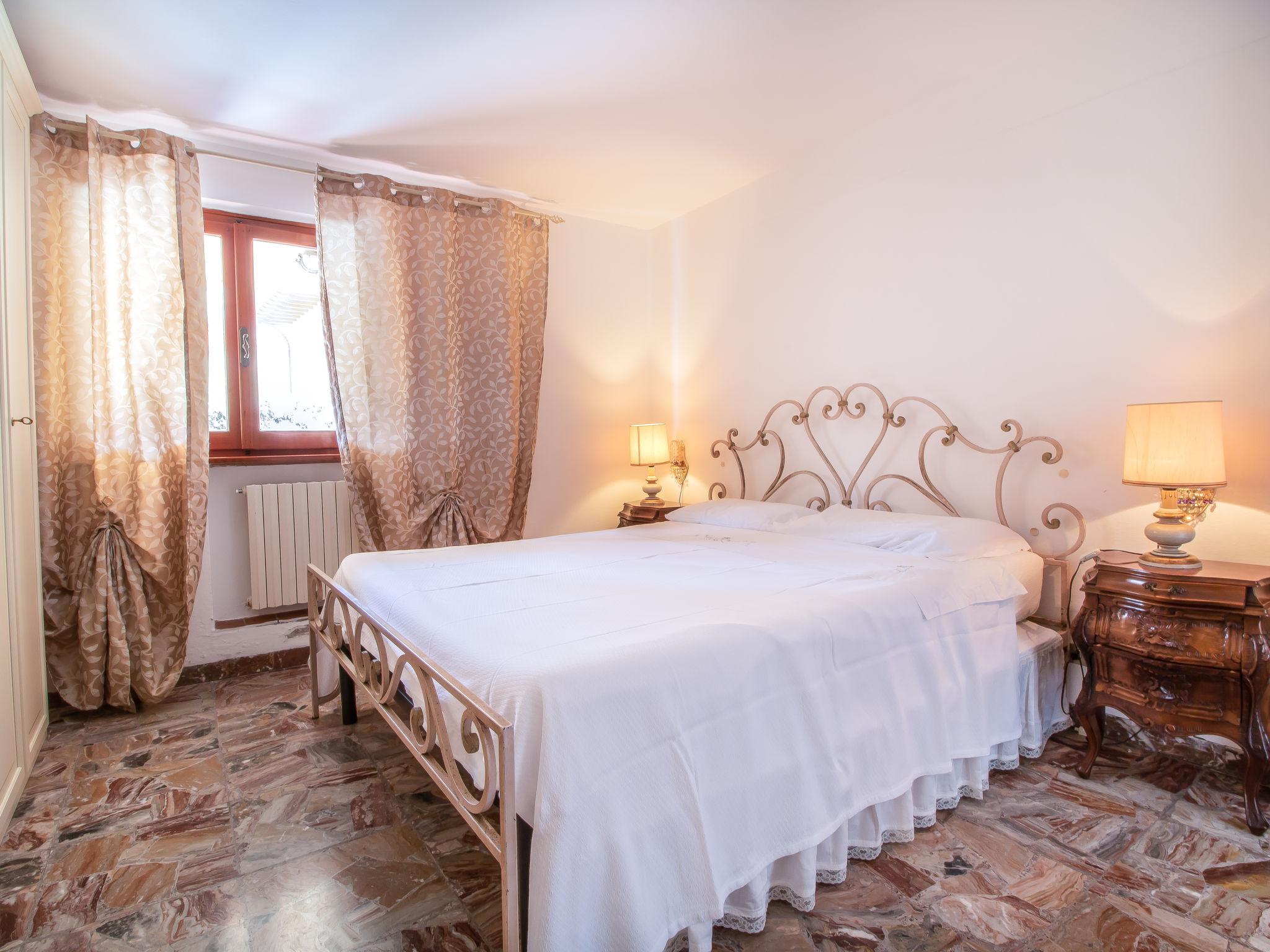 Foto 3 - Appartamento con 2 camere da letto a Pietrasanta con giardino e vista mare