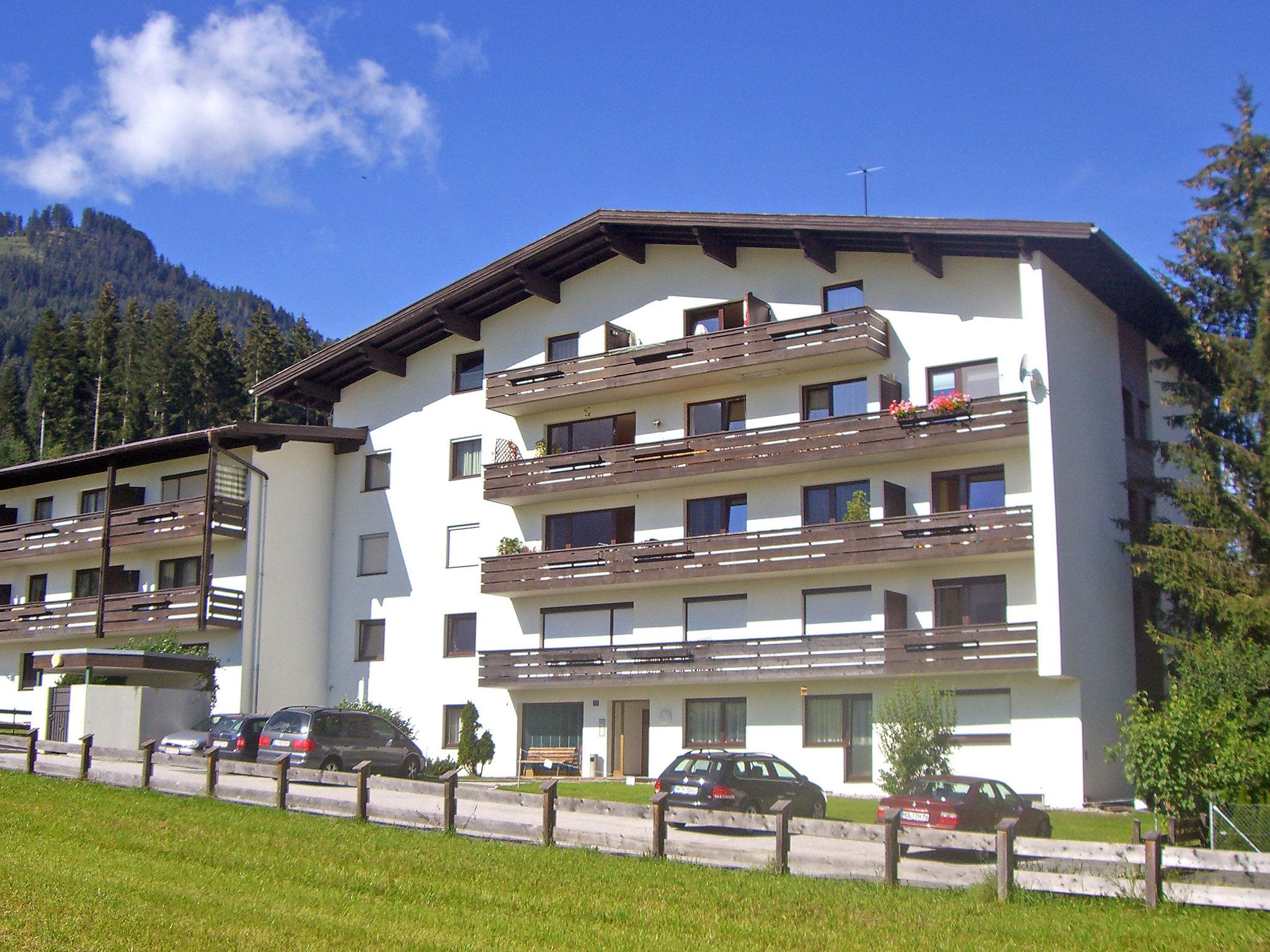 Photo 1 - Appartement de 3 chambres à Brixen im Thale avec jardin