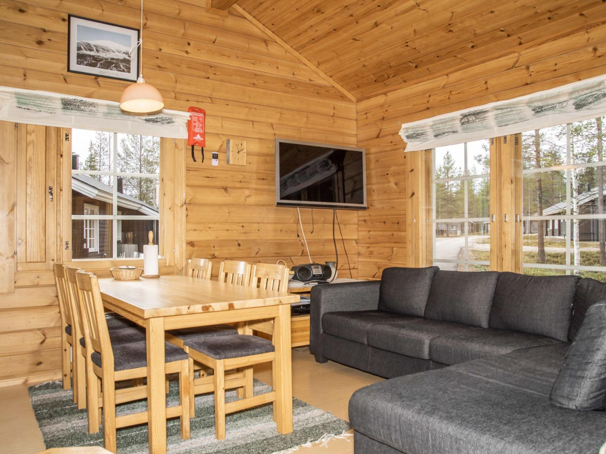 Foto 6 - Casa de 2 habitaciones en Kolari con sauna y vistas a la montaña