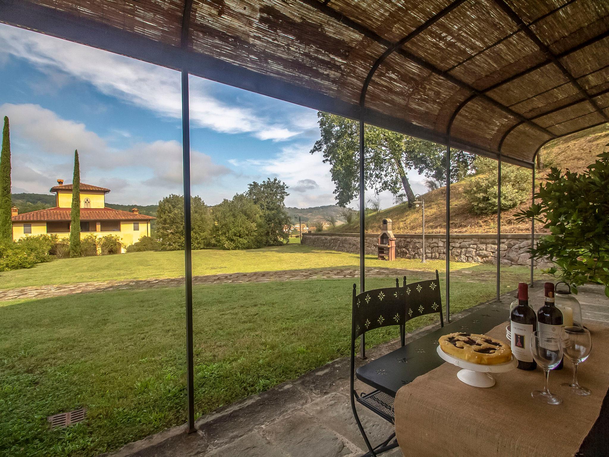 Foto 1 - Apartamento de 1 quarto em San Giovanni Valdarno com piscina e jardim