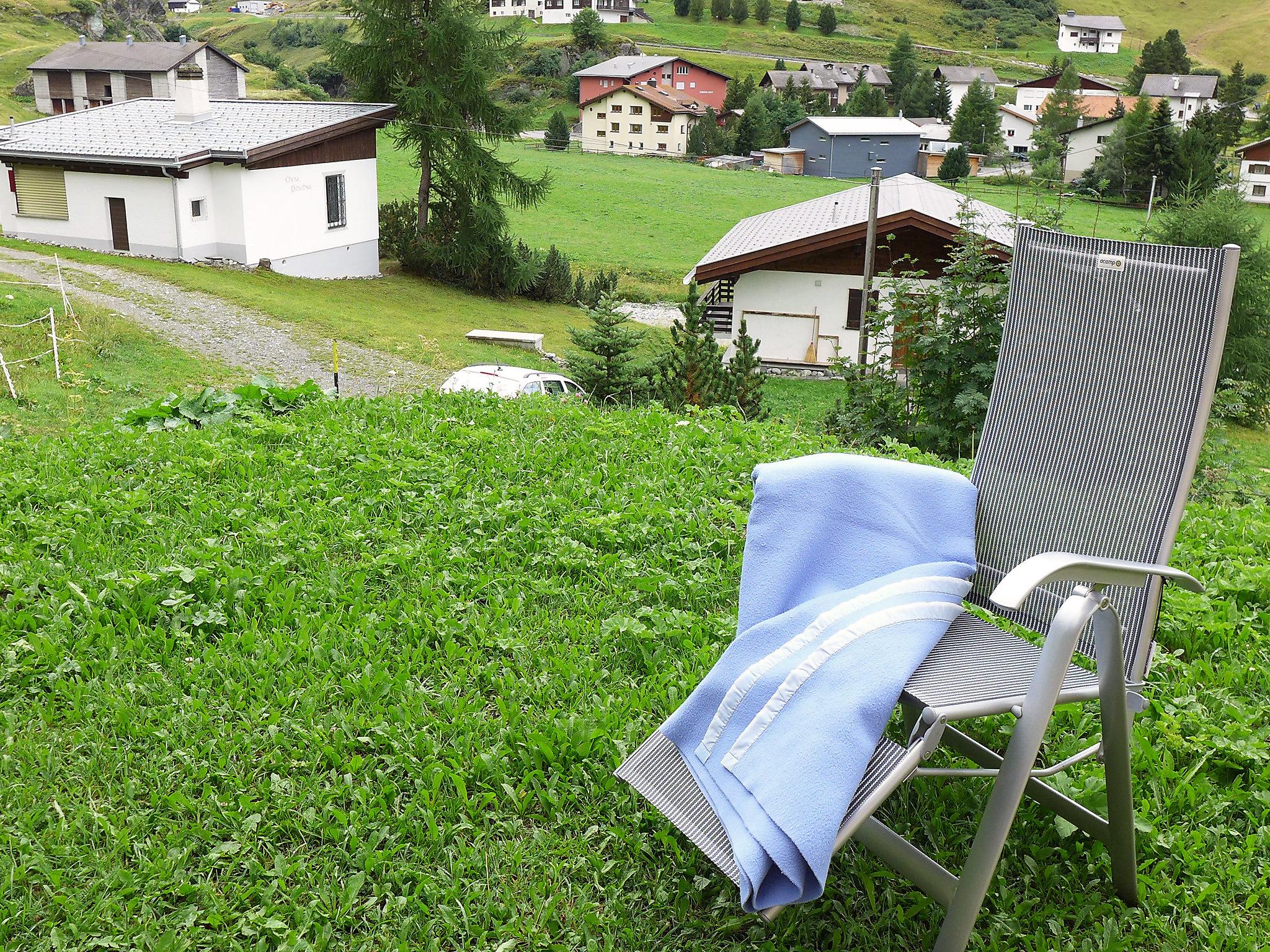 Foto 6 - Appartamento con 1 camera da letto a Surses con giardino e vista sulle montagne