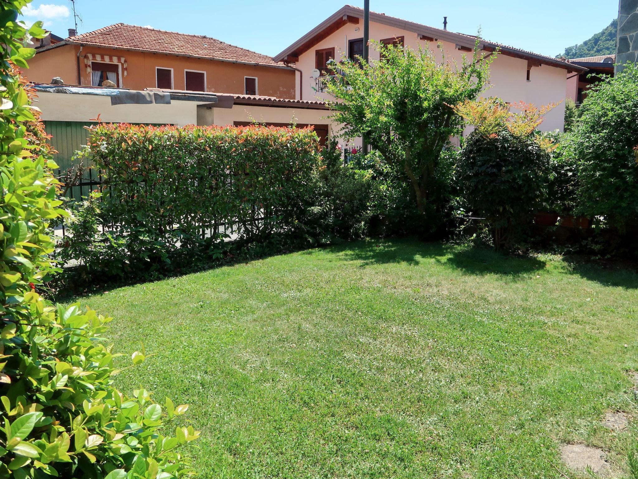 Foto 26 - Apartamento de 2 quartos em Dongo com terraço e vista para a montanha