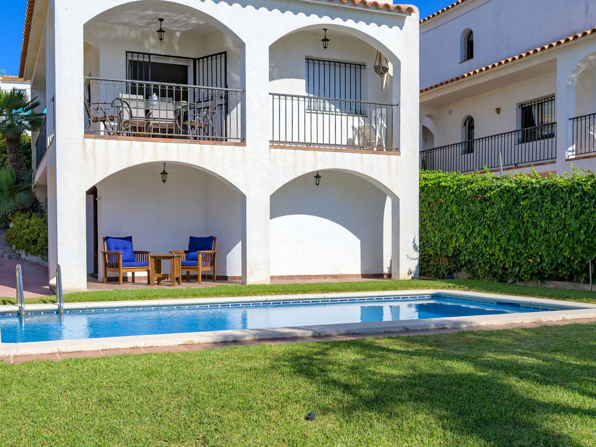 Photo 5 - Maison de 4 chambres à Cunit avec piscine privée et jardin