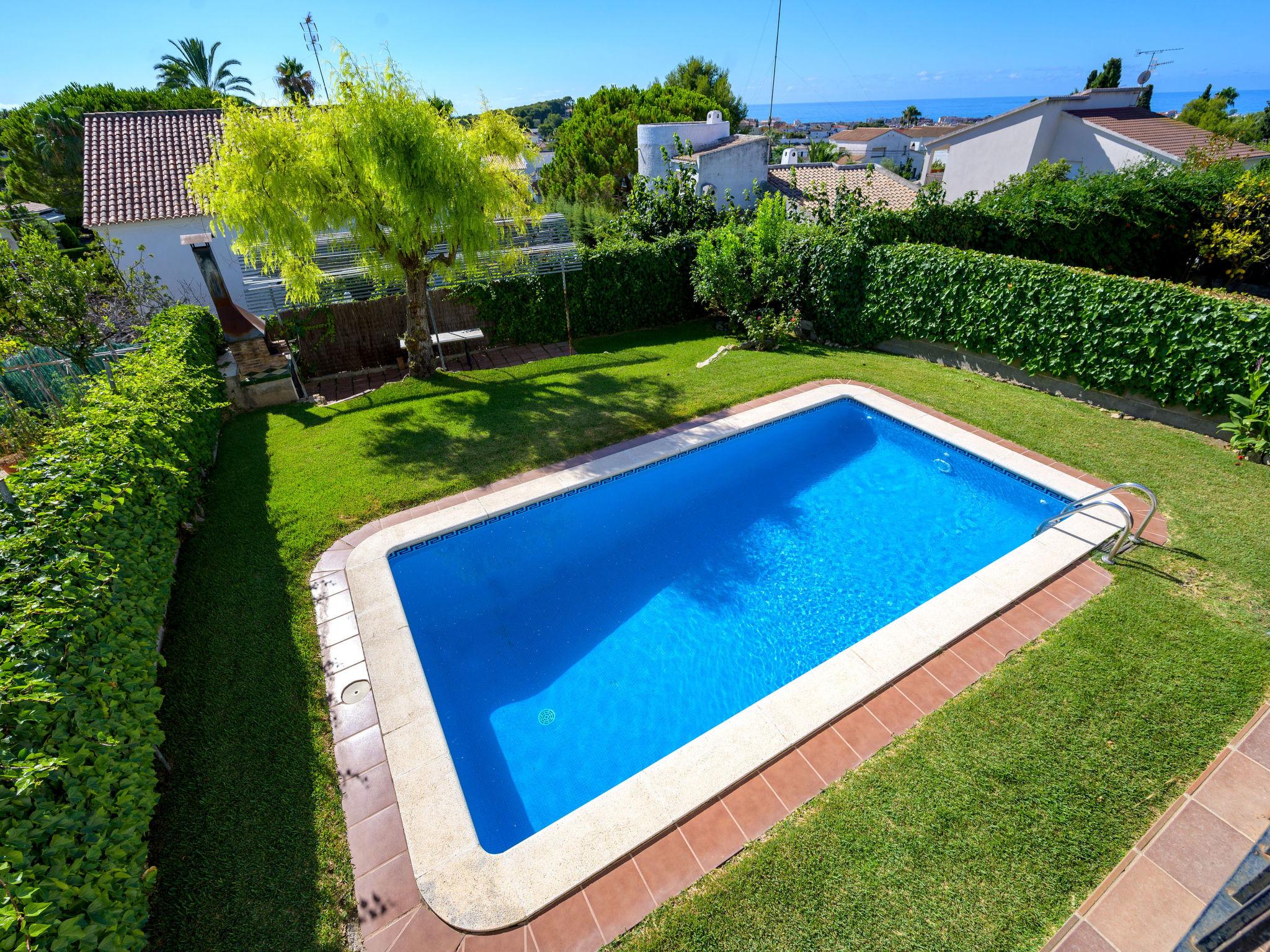 Foto 6 - Casa con 4 camere da letto a Cunit con piscina privata e vista mare