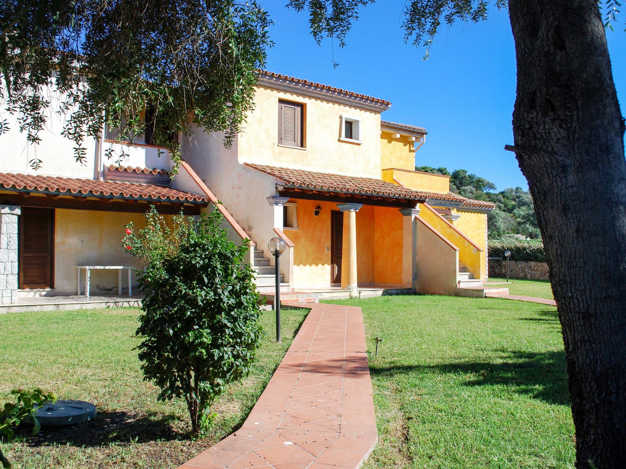 Photo 3 - 2 bedroom Apartment in San Teodoro with terrace and sea view