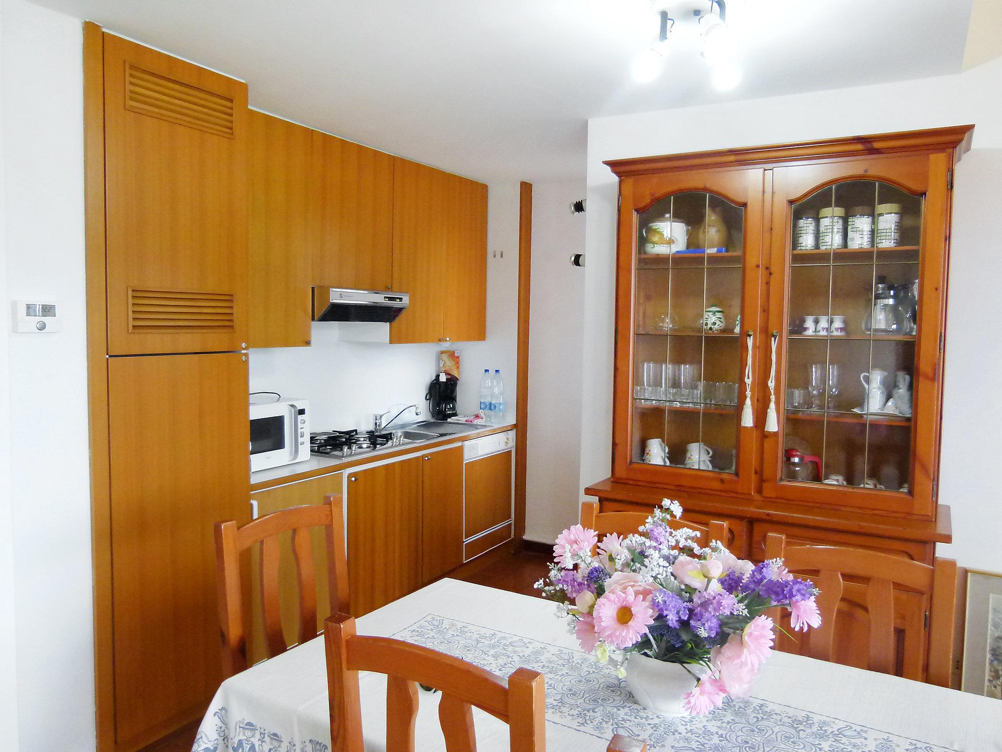 Photo 9 - 1 bedroom Apartment in Laveno Mombello with terrace and mountain view