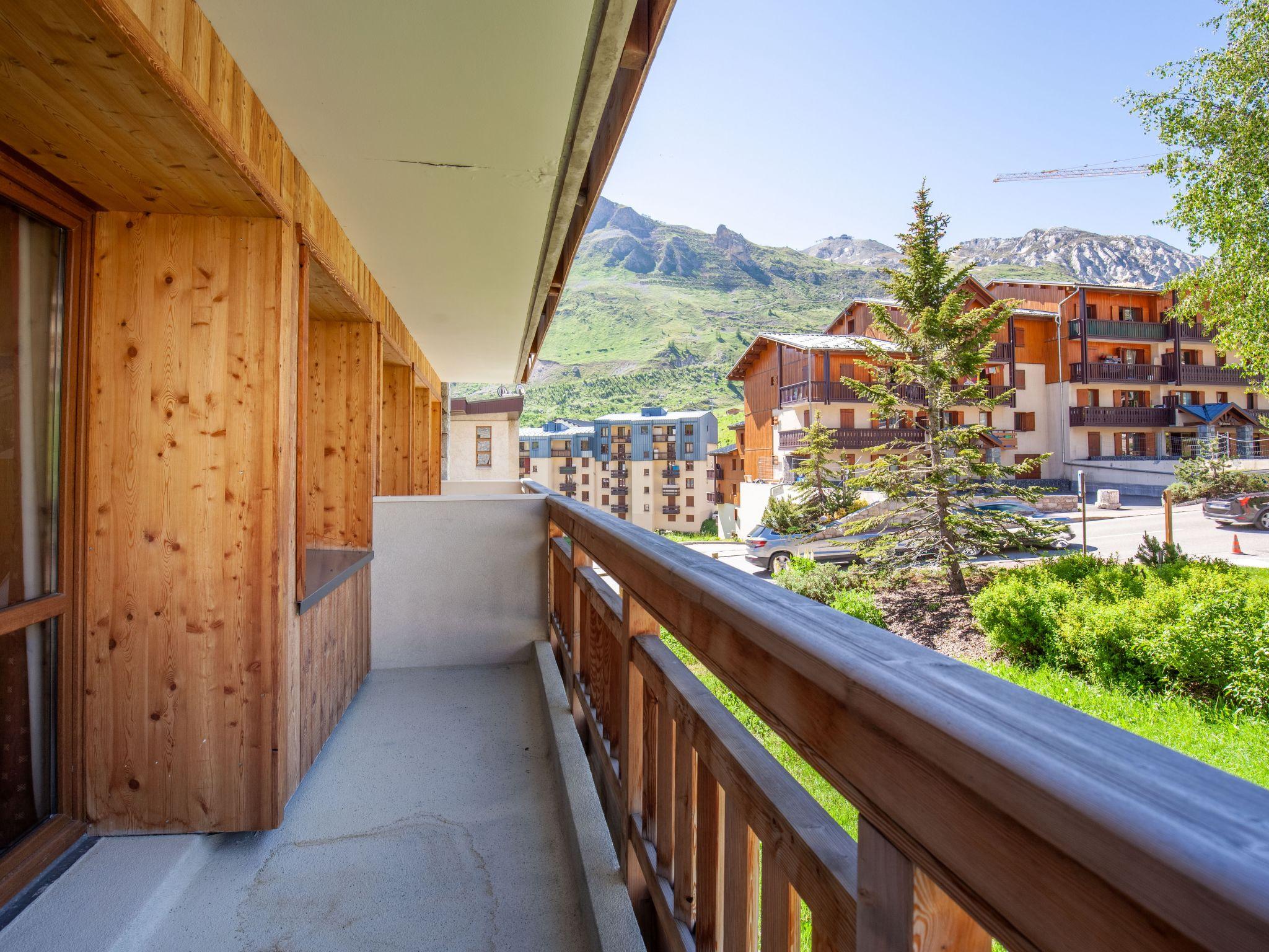 Foto 2 - Apartamento de 2 habitaciones en Tignes con terraza y vistas a la montaña
