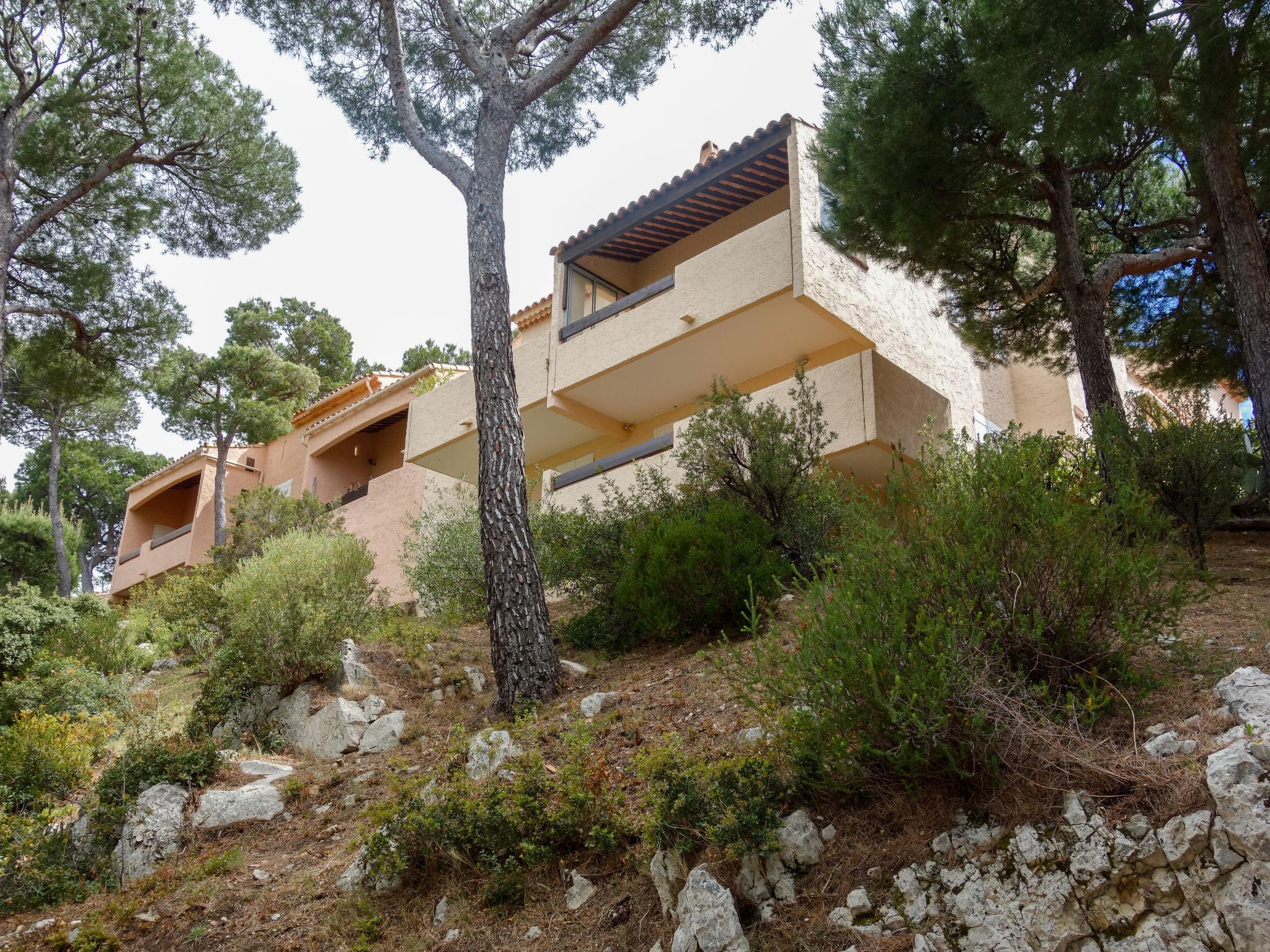 Foto 14 - Apartamento de 1 habitación en Saint-Cyr-sur-Mer con terraza