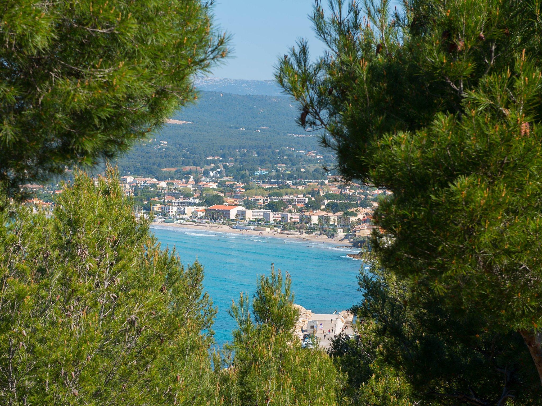 Photo 11 - 1 bedroom Apartment in Saint-Cyr-sur-Mer with terrace and sea view