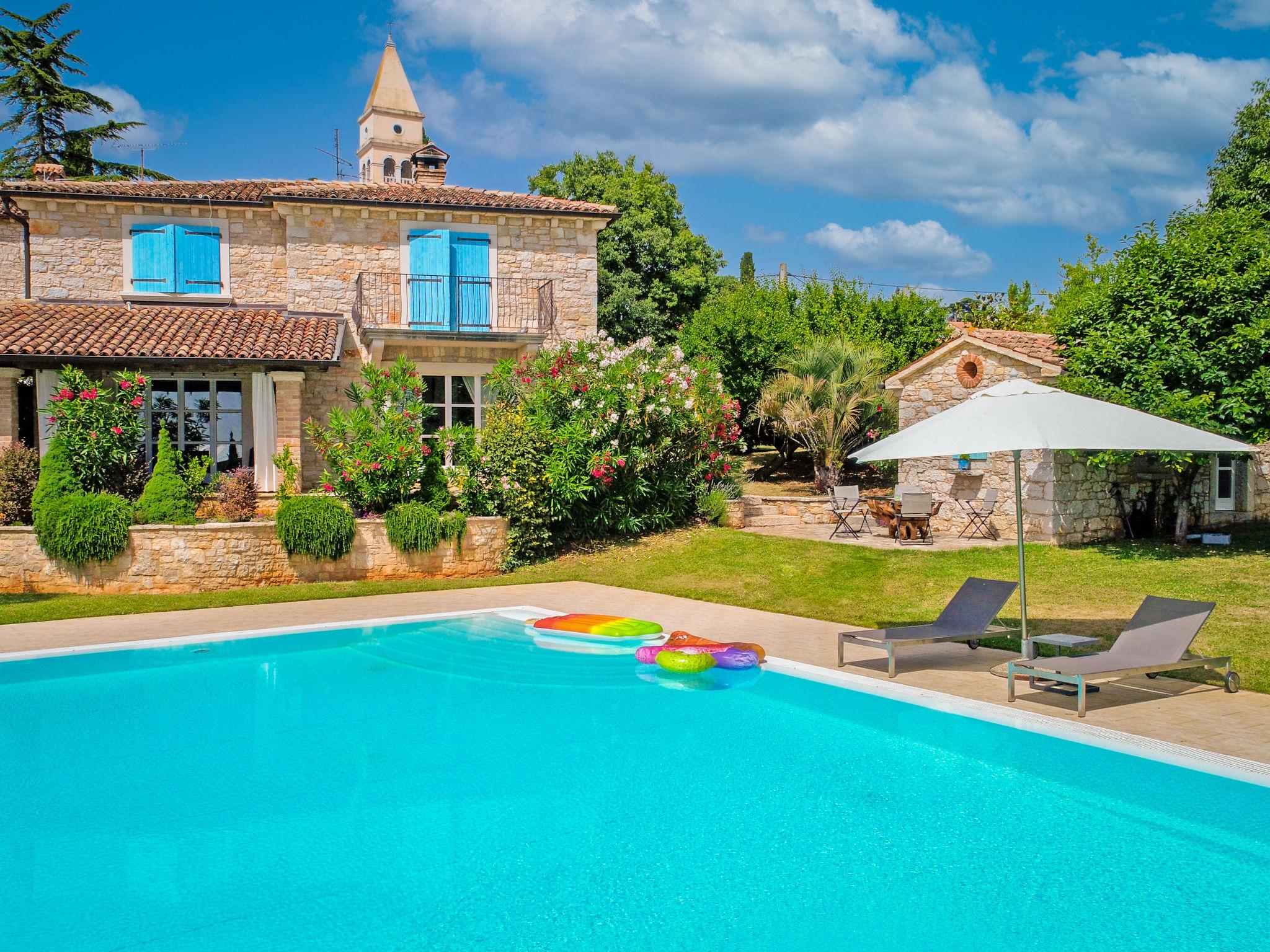 Foto 1 - Casa de 1 quarto em Kaštelir-Labinci com piscina e vistas do mar