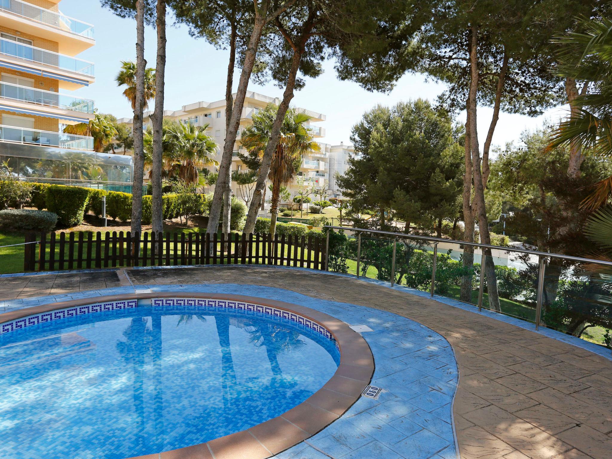 Photo 11 - 2 bedroom Apartment in Salou with swimming pool and sea view