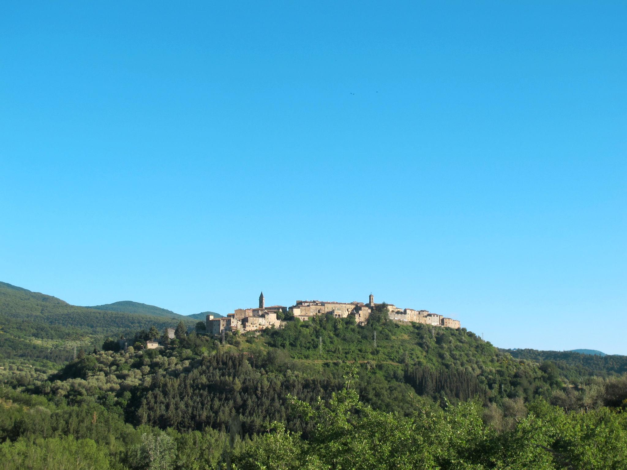 Foto 43 - Apartamento de 3 quartos em Montalcino com jardim