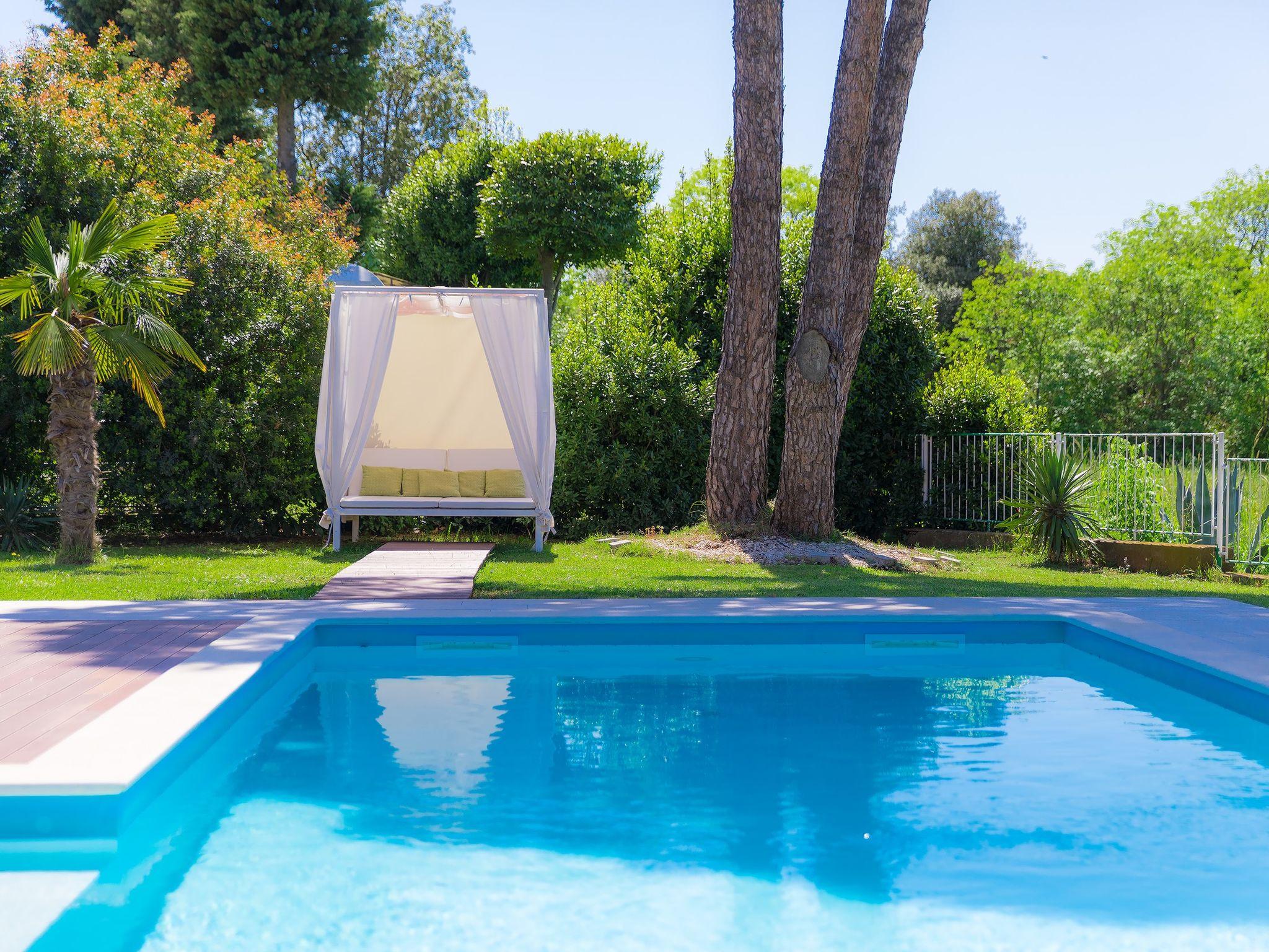 Photo 33 - Maison de 4 chambres à Pula avec piscine privée et jardin