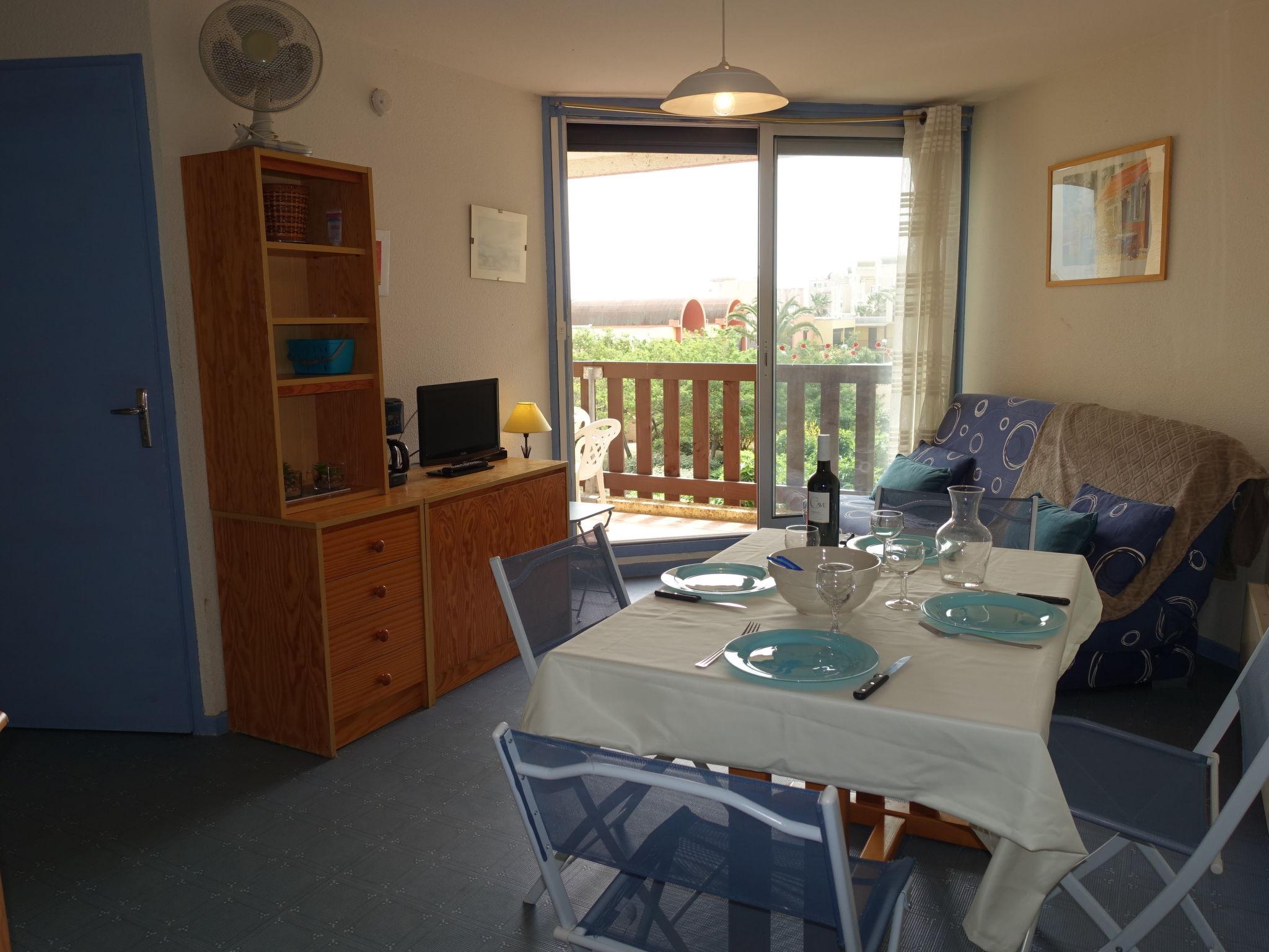 Foto 6 - Apartamento de 1 habitación en Gruissan con vistas al mar