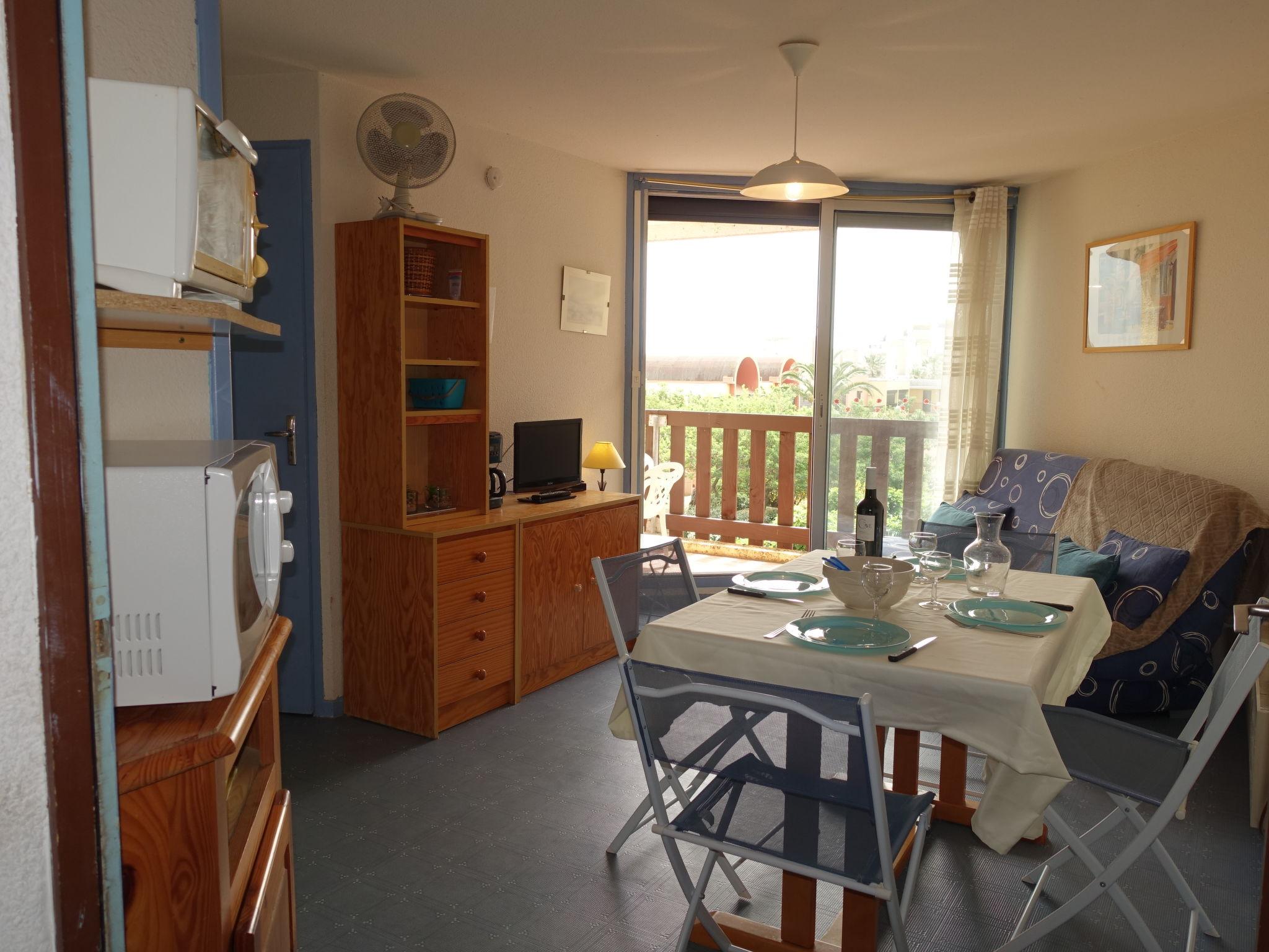 Foto 3 - Apartamento de 1 quarto em Gruissan com vistas do mar