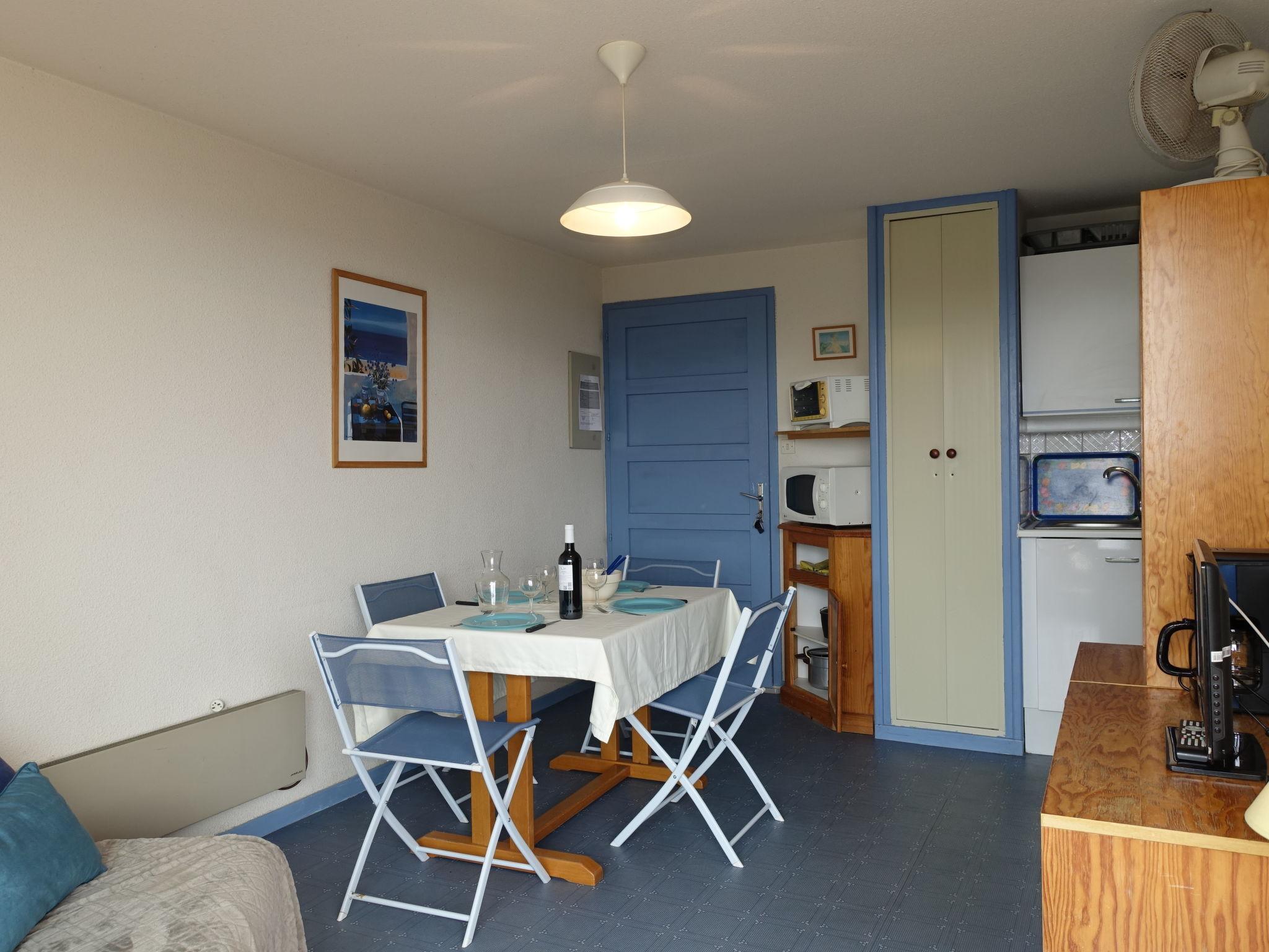 Foto 5 - Apartamento de 1 habitación en Gruissan con vistas al mar
