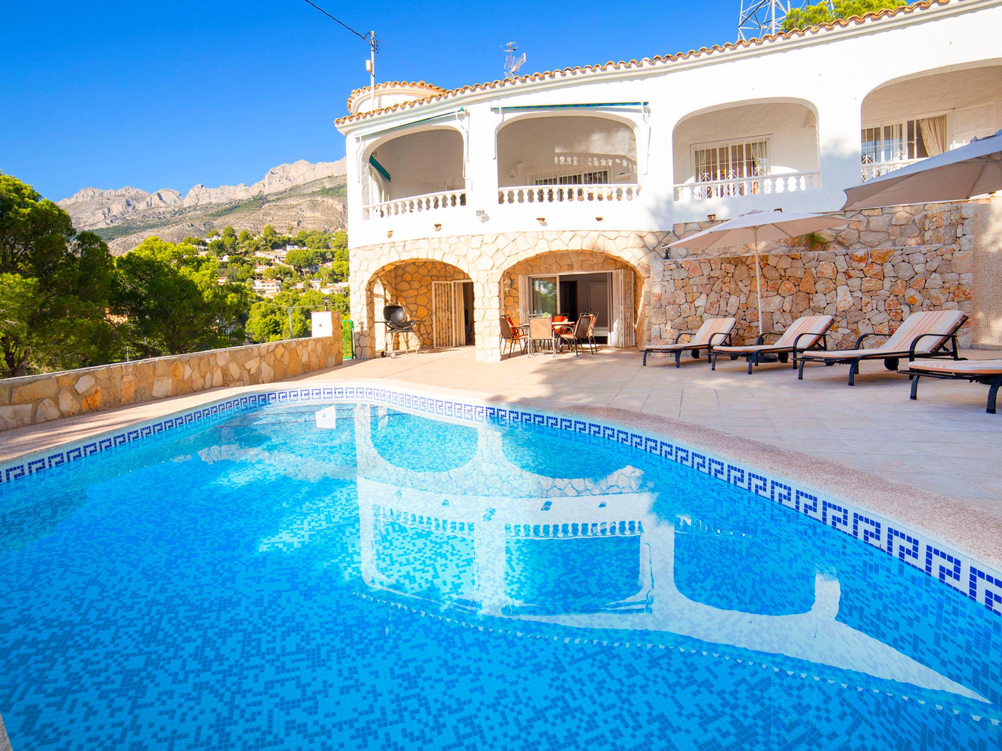 Foto 4 - Casa de 4 habitaciones en Altea con piscina privada y terraza