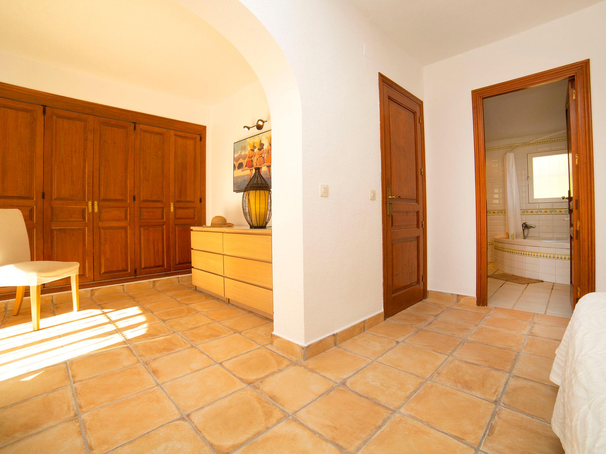 Photo 11 - 4 bedroom House in Altea with private pool and terrace