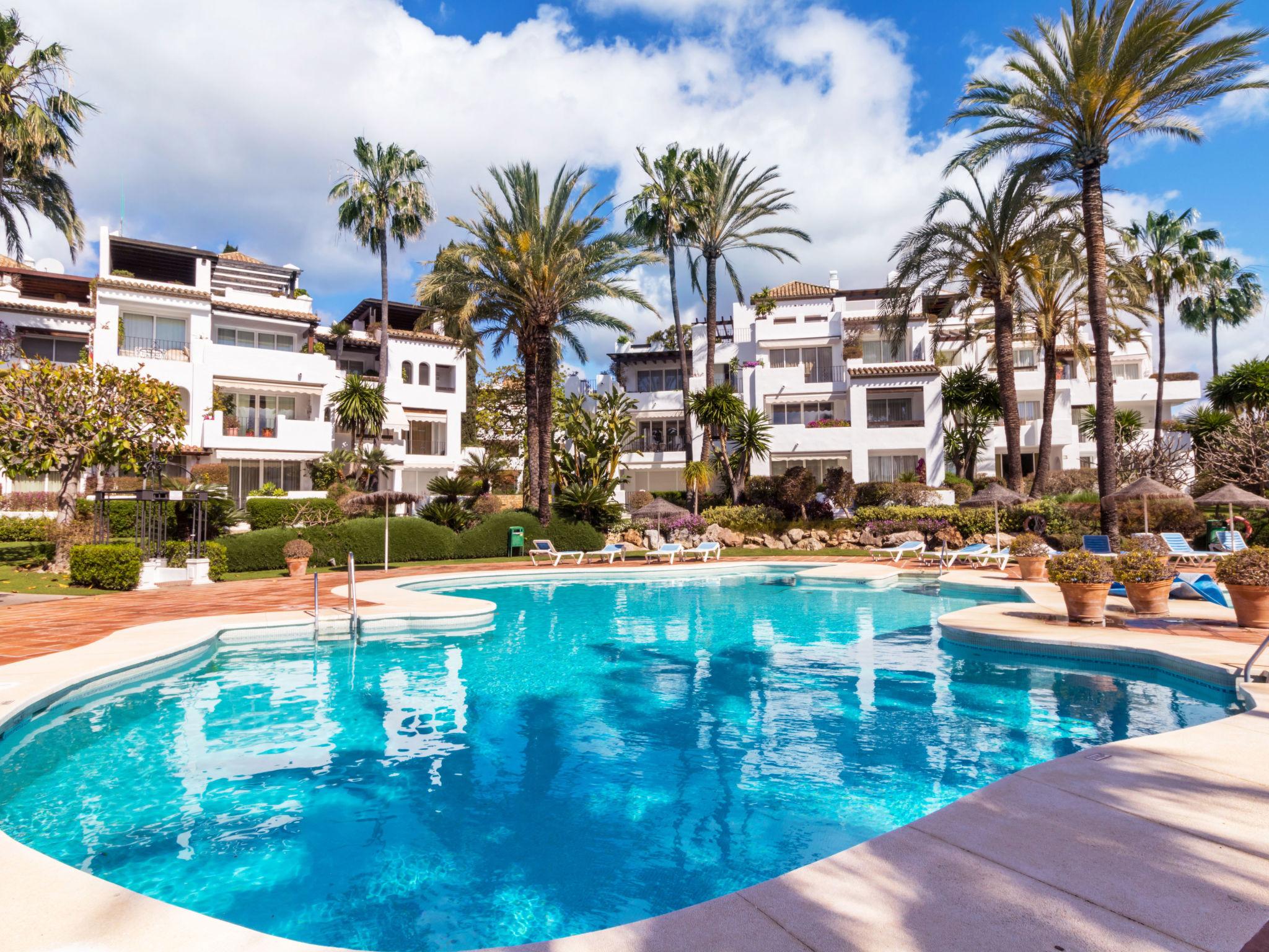 Photo 25 - Appartement de 2 chambres à Estepona avec piscine et vues à la mer