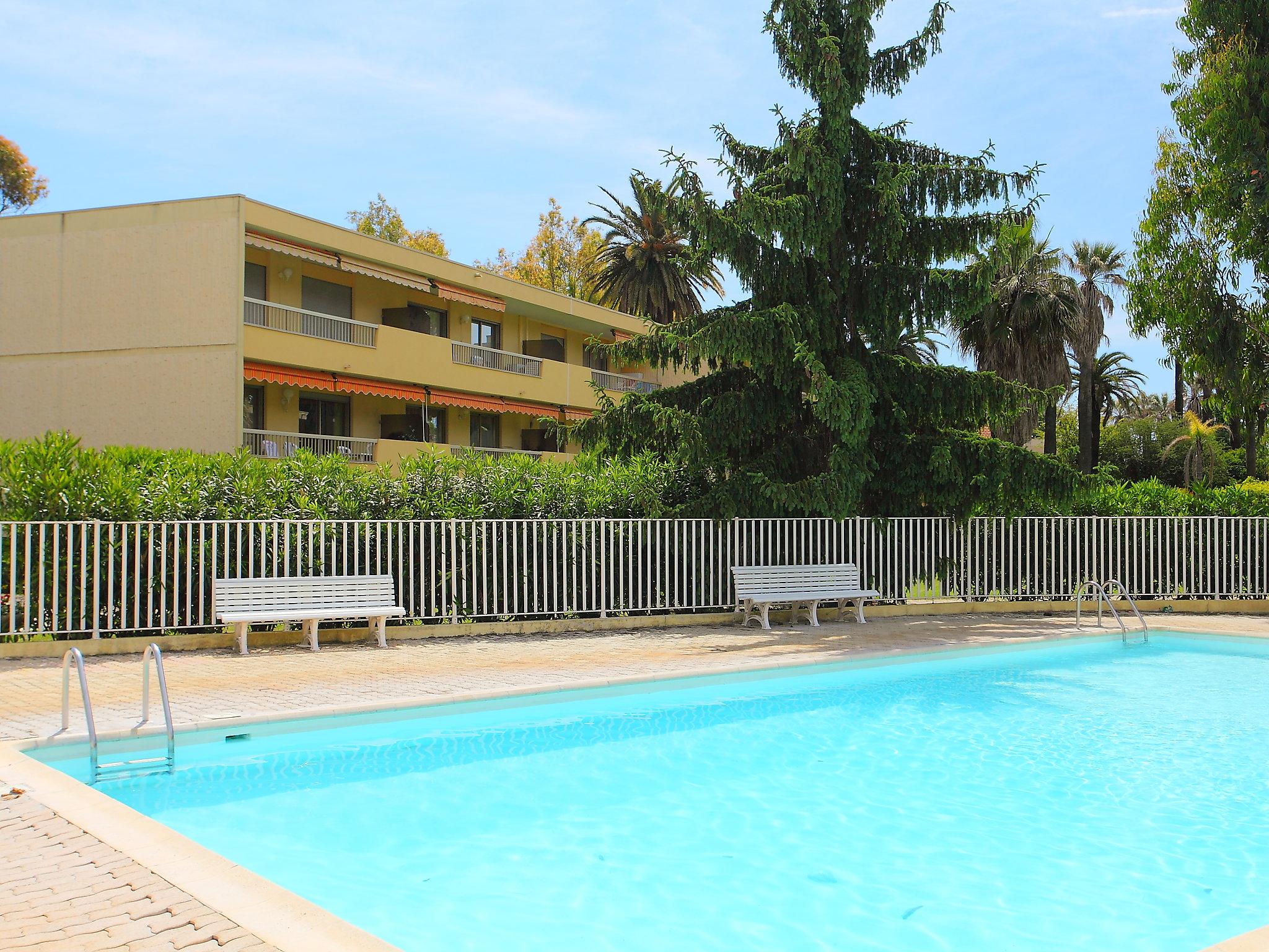 Photo 16 - Appartement de 1 chambre à Antibes avec piscine et jardin