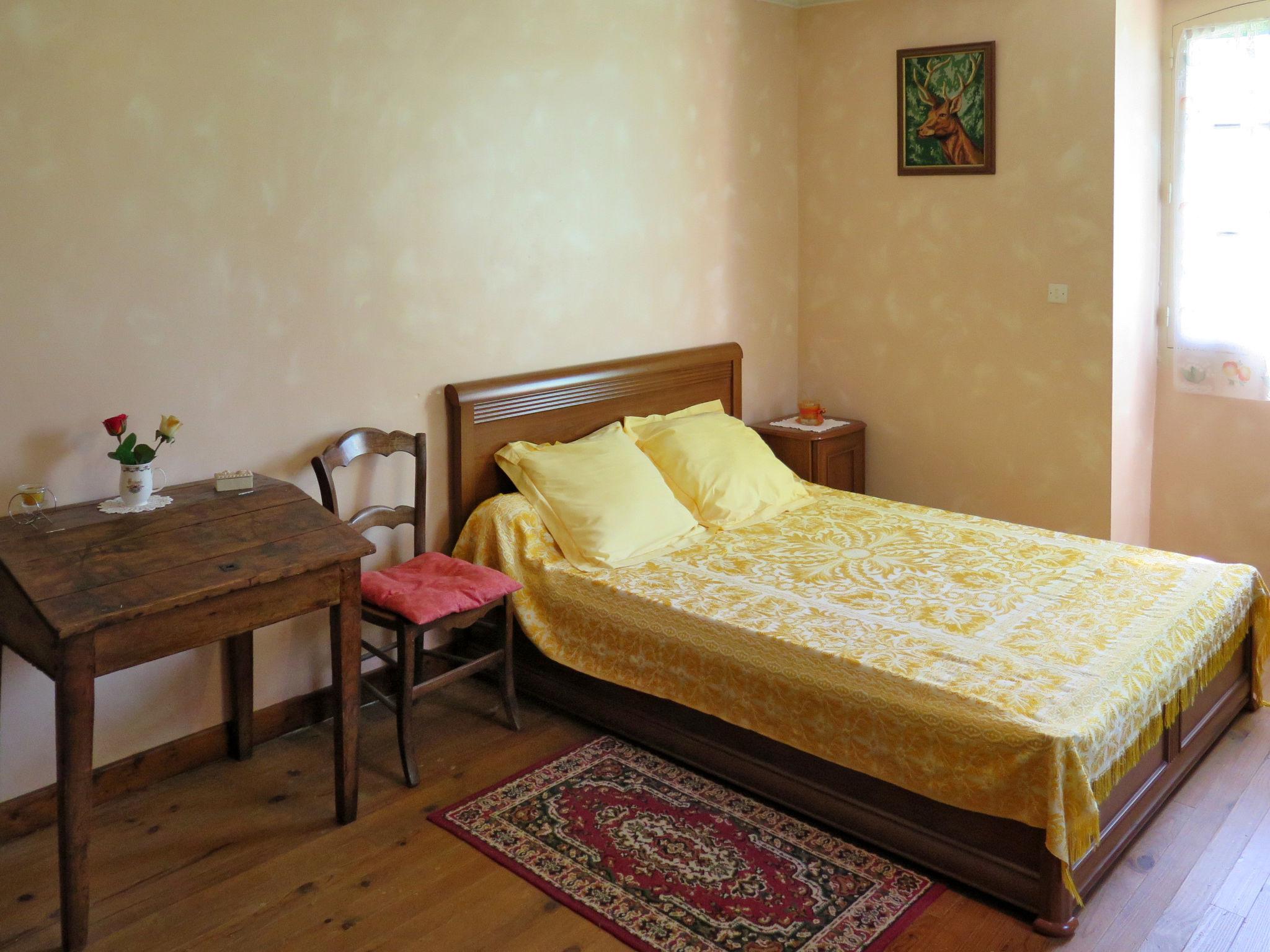 Foto 11 - Casa con 2 camere da letto a Nuzéjouls con piscina privata e terrazza