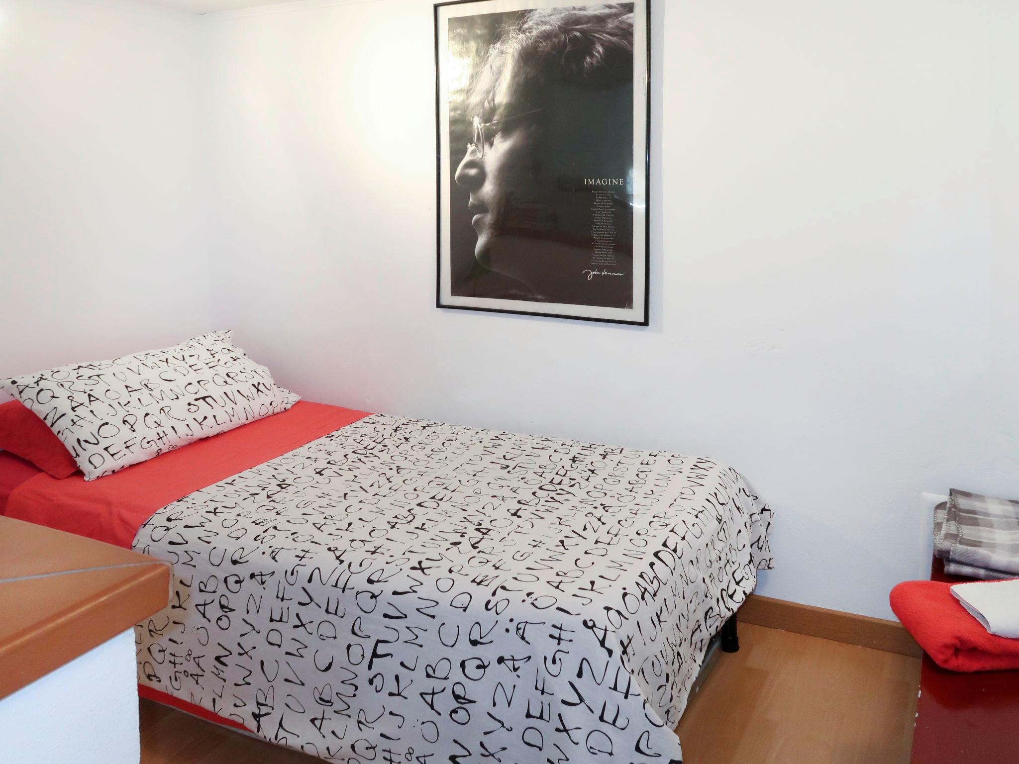 Foto 16 - Casa con 4 camere da letto a Sanremo con giardino e vista mare