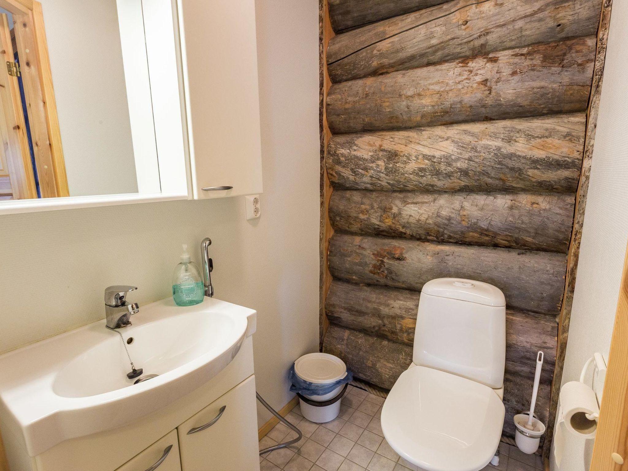 Foto 18 - Haus mit 2 Schlafzimmern in Kolari mit sauna und blick auf die berge